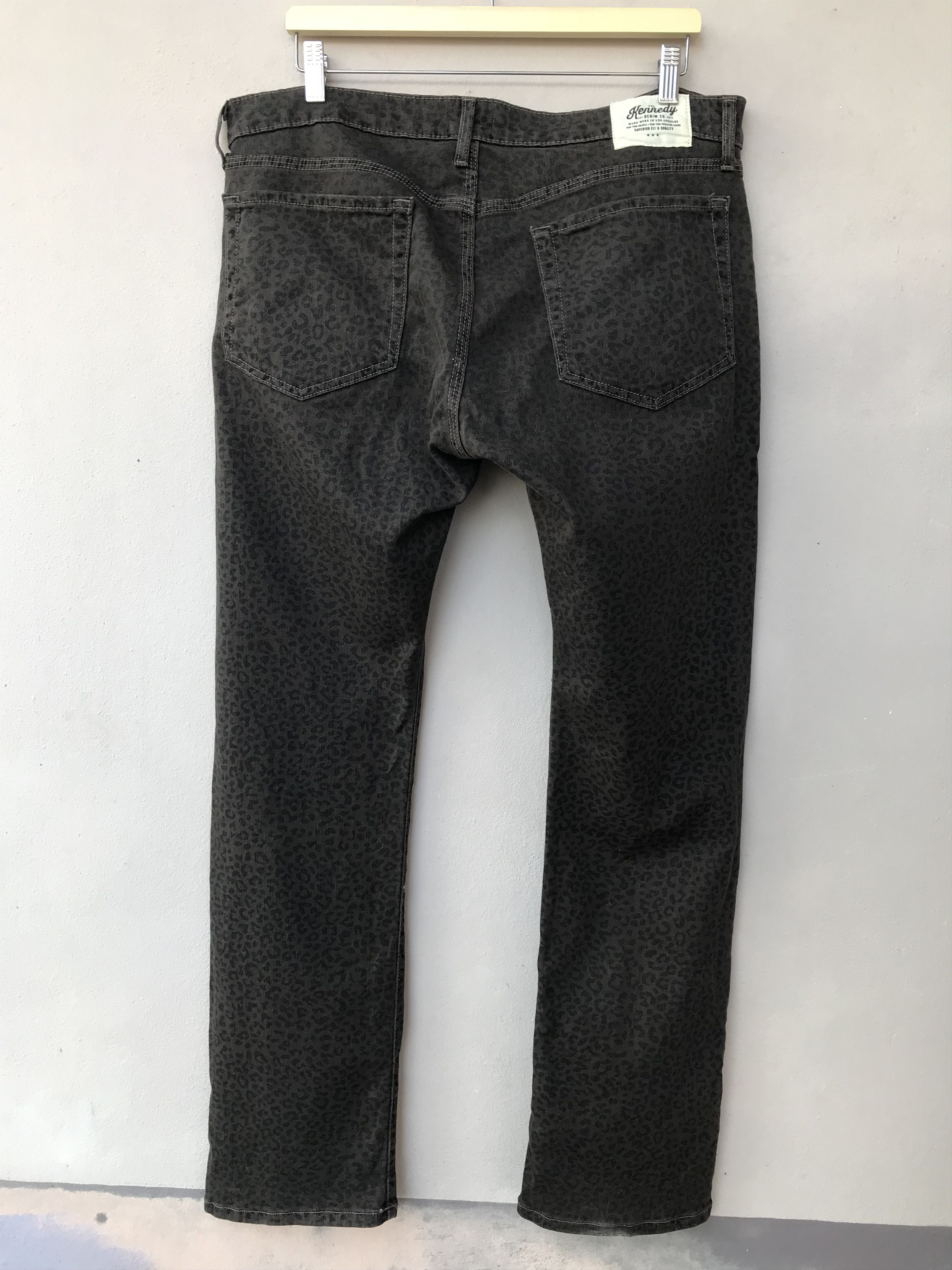 Vintage Vintage Leopard Design Denim lgb Size US 37 - 7 Thumbnail