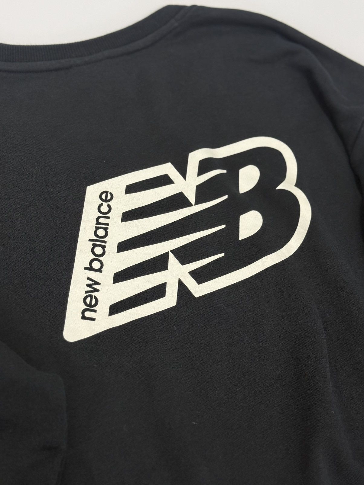 New Balance 🔥 Y2K New Balance Centre iConic Logo Boxy Sweatshirt - S Size US S / EU 44-46 / 1 - 17 Thumbnail