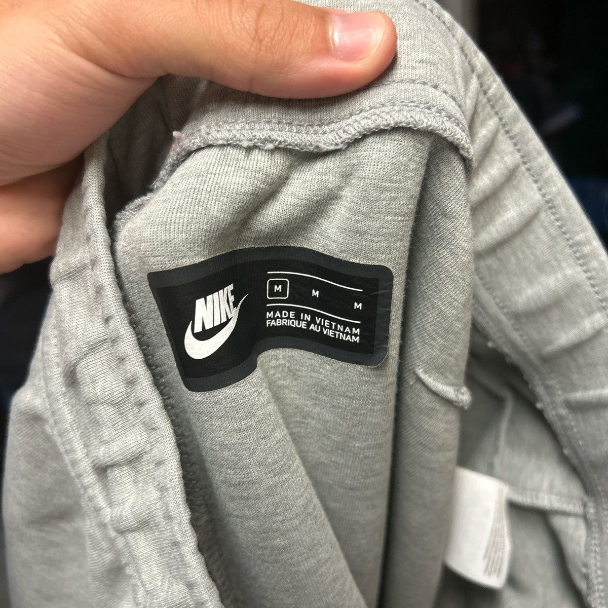 Nike Nike tech grey sweatpants Size US 32 / EU 48 - 3 Thumbnail