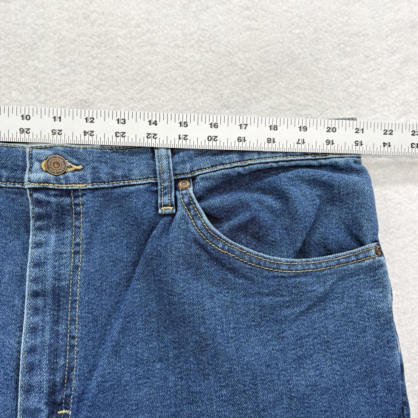 Lee Lee Jeans Mens 42x30 Blue Regular Fit Denim Pants Straight Leg Comfort Stretch Jeans with Pockets Zip Fly Size US 42 / EU 58 - 7 Thumbnail