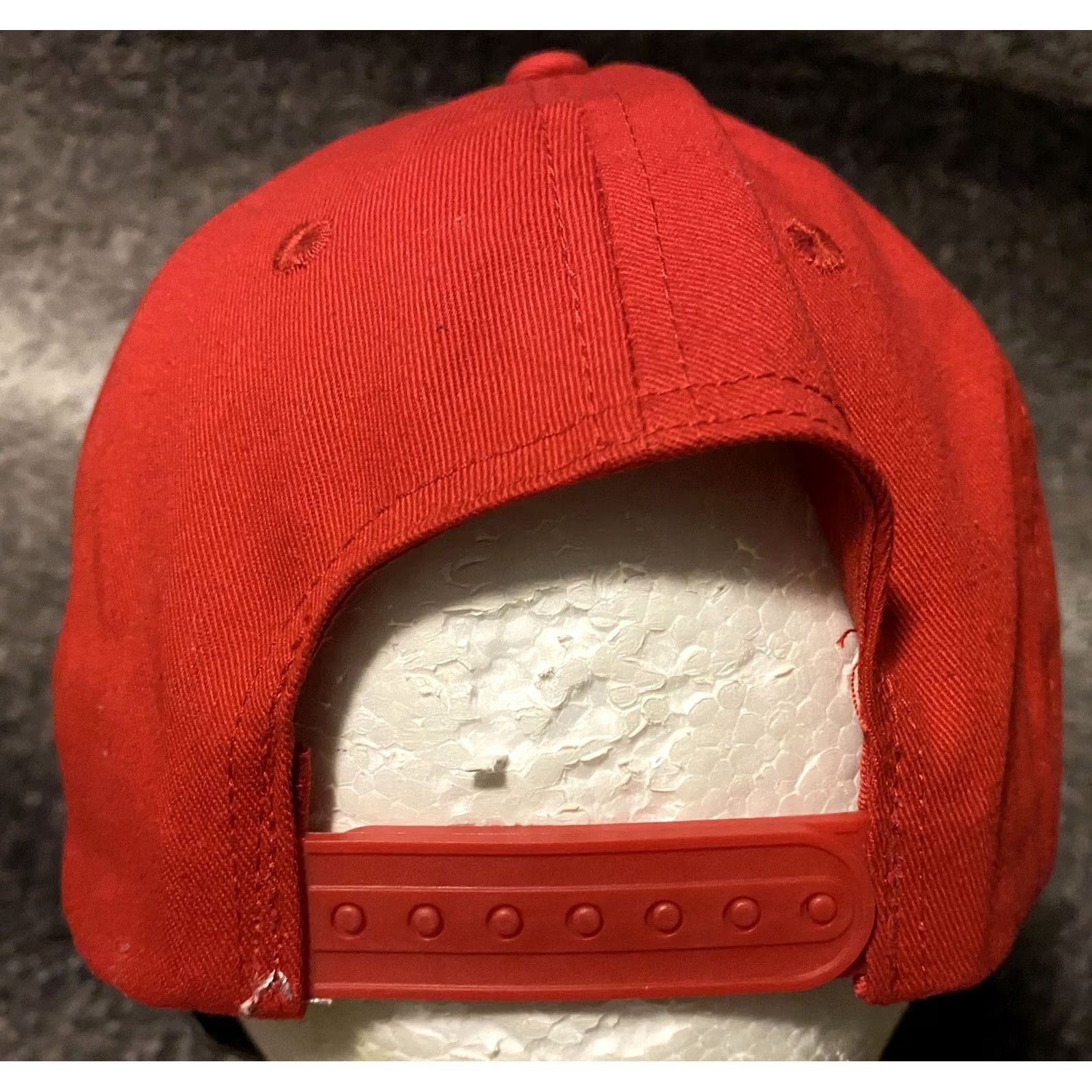 True Religion NWT True Religion Horseshoe Logo Hat Red/Black Logo Cap Snapback Adjustable Size ONE SIZE - 6 Thumbnail