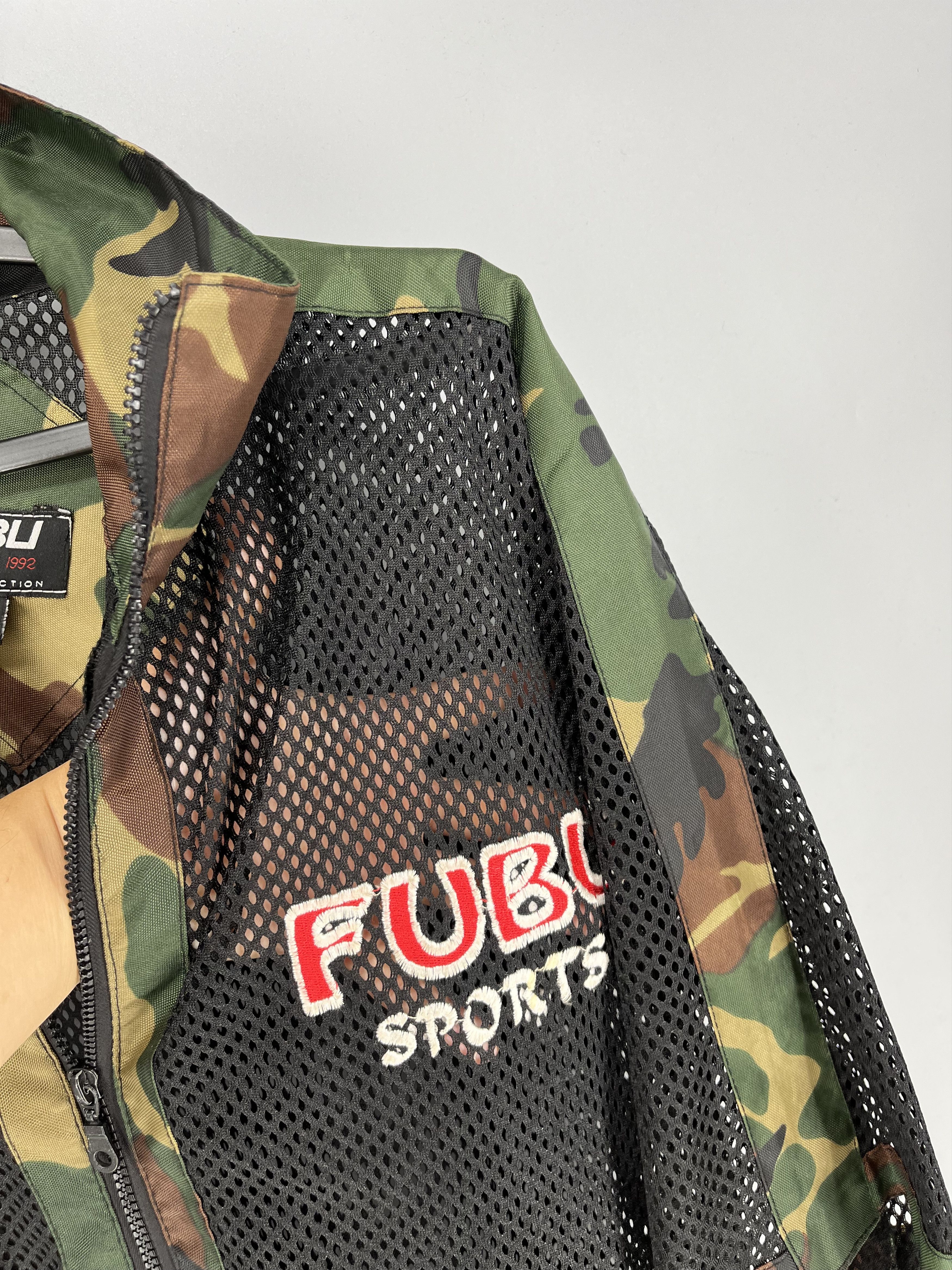 Fubu Vintage 90s Fubu Camo Sports Side Tapes Zipper Jacket Tshir Size US L / EU 52-54 / 3 - 8 Thumbnail