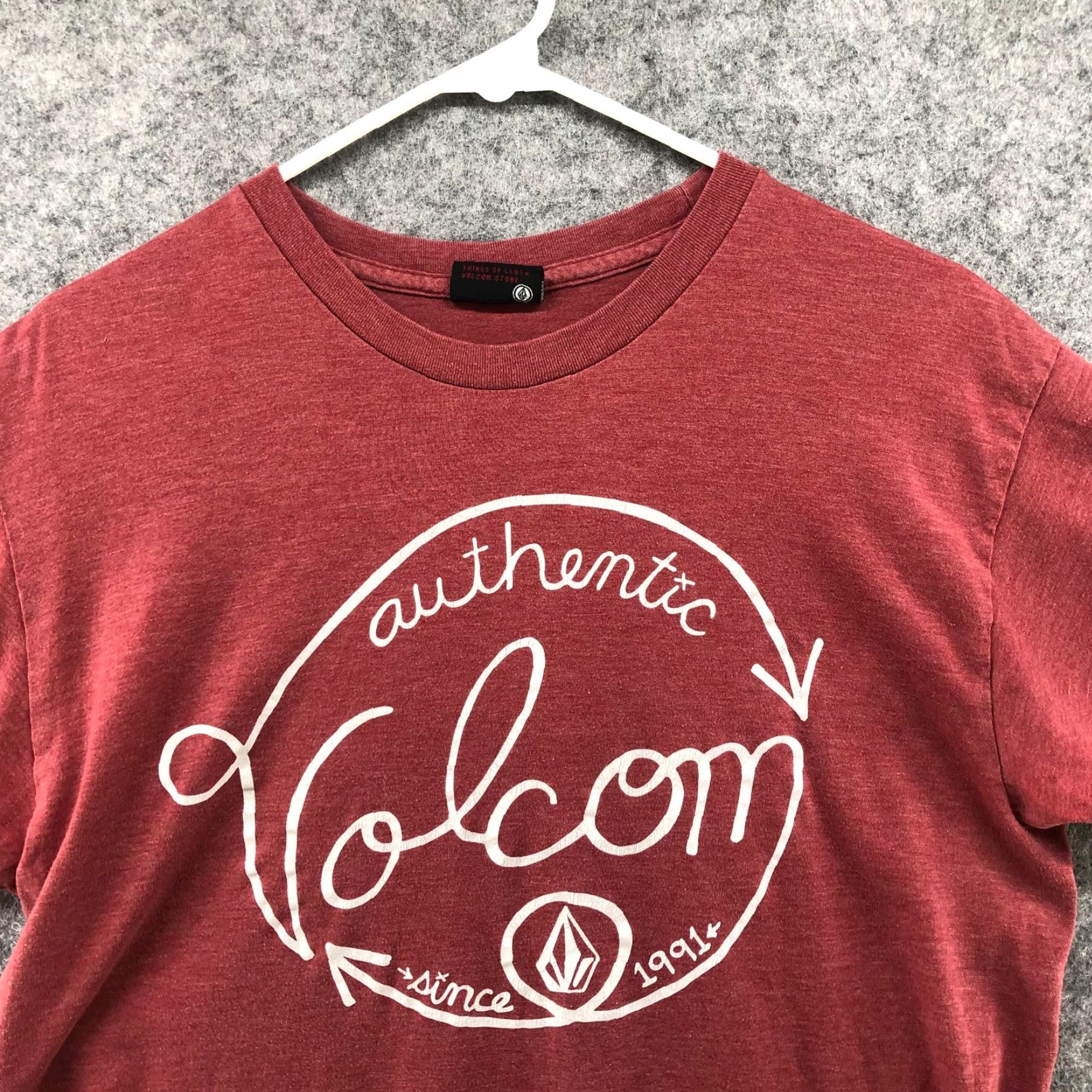 Volcom VINTAGE Volcom Logo T Shirt Mens Medium M Red Cotton Short Sleeve Crewneck Modern California Size US M / EU 48-50 / 2 - 3 Thumbnail