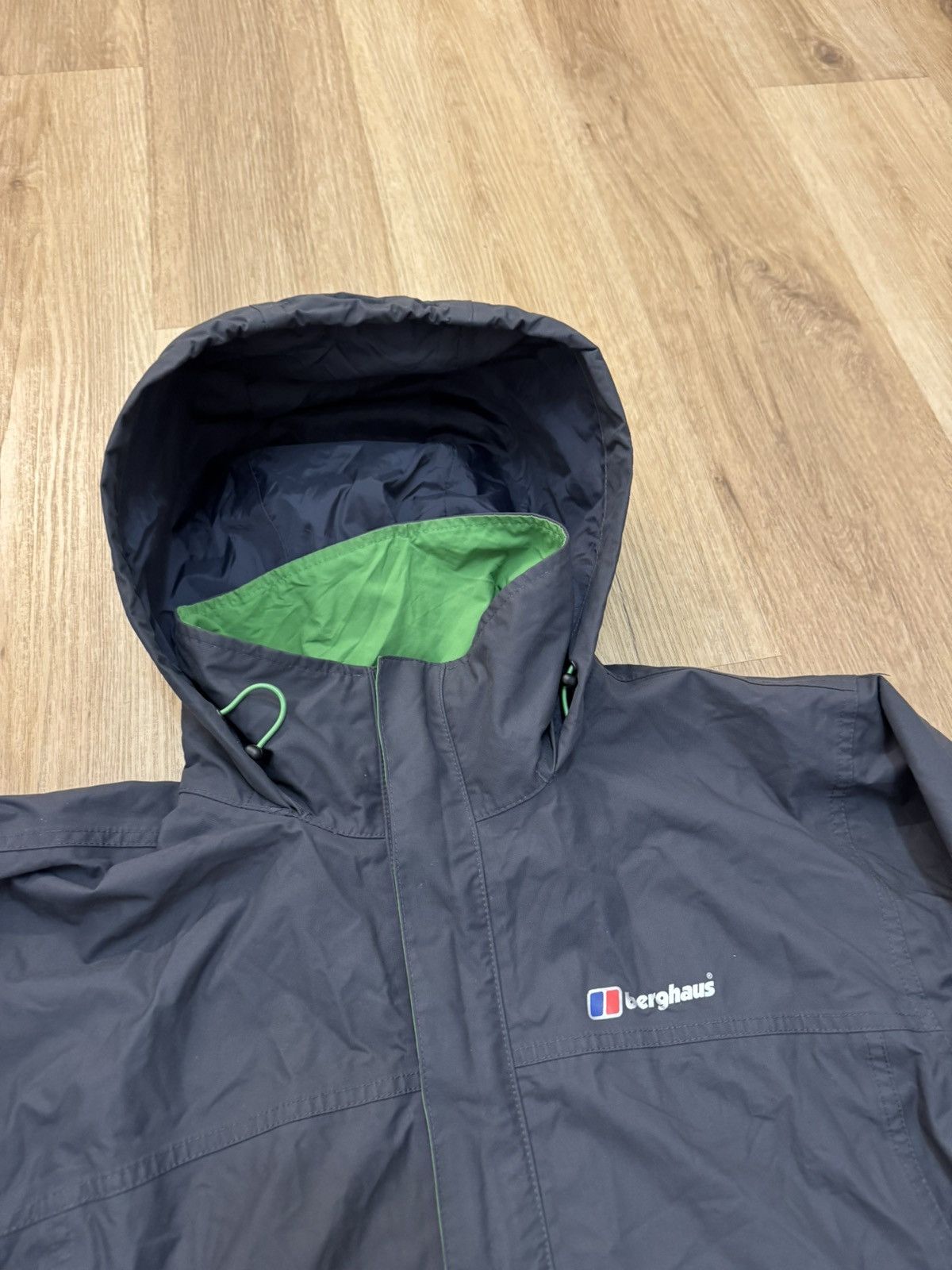 Berghaus Berghaus AQ2 Waterproof Gorpcore Trekking Jacket size L Size US L / EU 52-54 / 3 - 7 Thumbnail