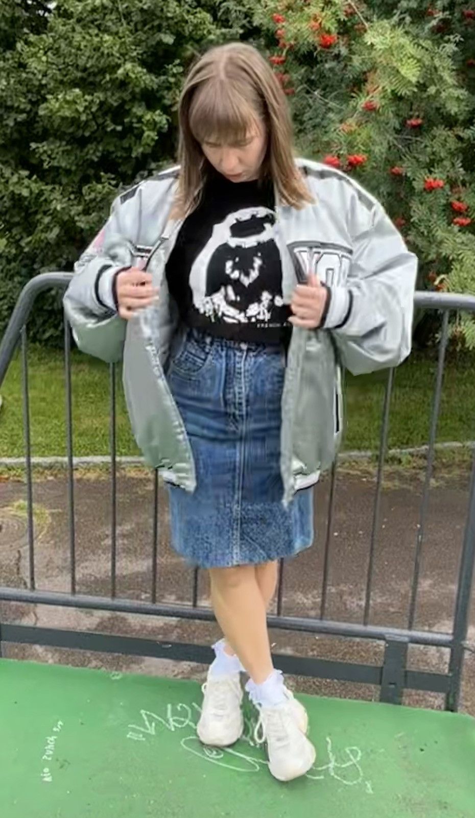 Vintage 90s Vintage Bomber Puffer Silver Satin in size XL Size US XL / EU 56 / 4 - 6 Thumbnail