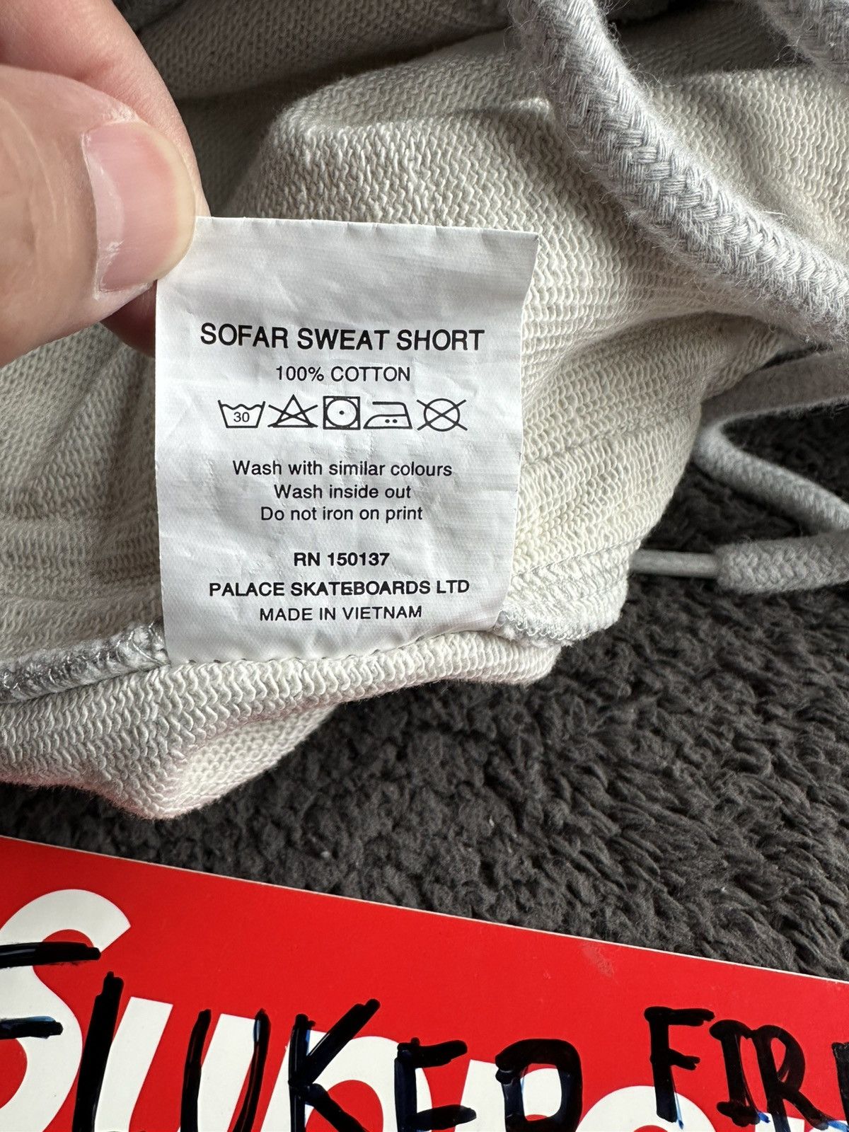 Palace PALACE SOFAR SWEAT SHORT GREY MARL size L Size US 30 / EU 46 - 5 Thumbnail