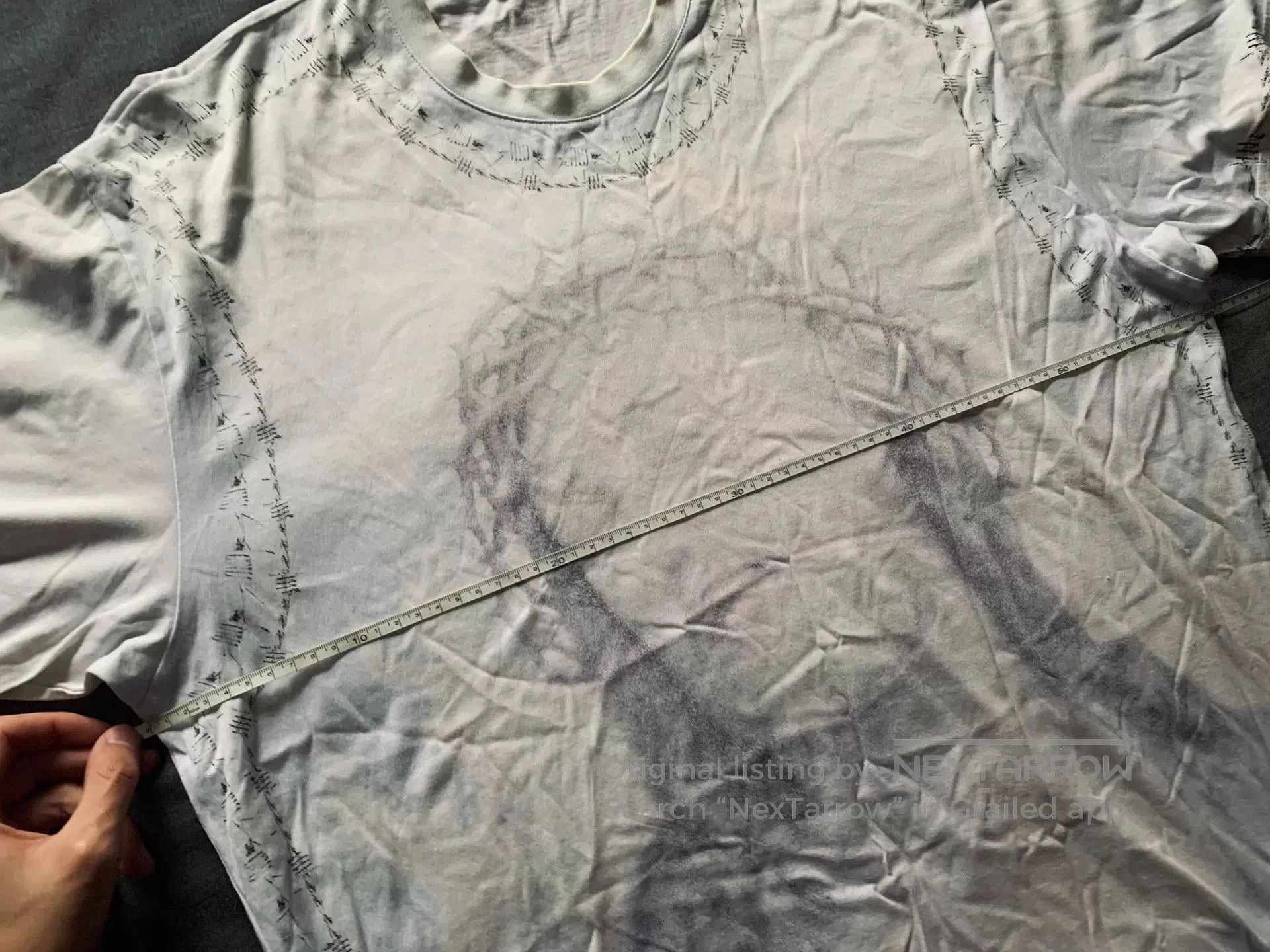 Givenchy Givenchy White Printed Short. Size US S / EU 44-46 / 1 - 7 Thumbnail