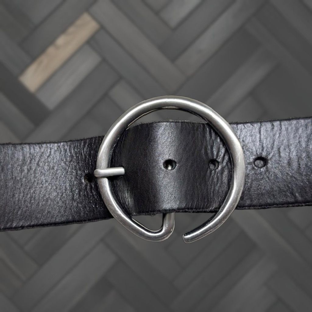 Gap VINTAGE GAP belt COWHIDE BUCKLE 32 Black Unisex Adults Leather Full Grain 1-3/4" Dress Buckle Belt 32/33 90s COWHIDE GAP belt Size 32 - 1 Thumbnail