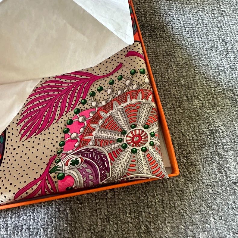 Hermes Hermes Queen's scepter silk scarf Size ONE SIZE - 1 Thumbnail