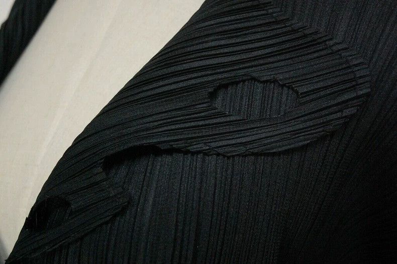 Issey Miyake issey miyake size:3 A hollowed-out suit cardigan 2506-Next Size XXS / US 00 / IT 34 - 4 Thumbnail