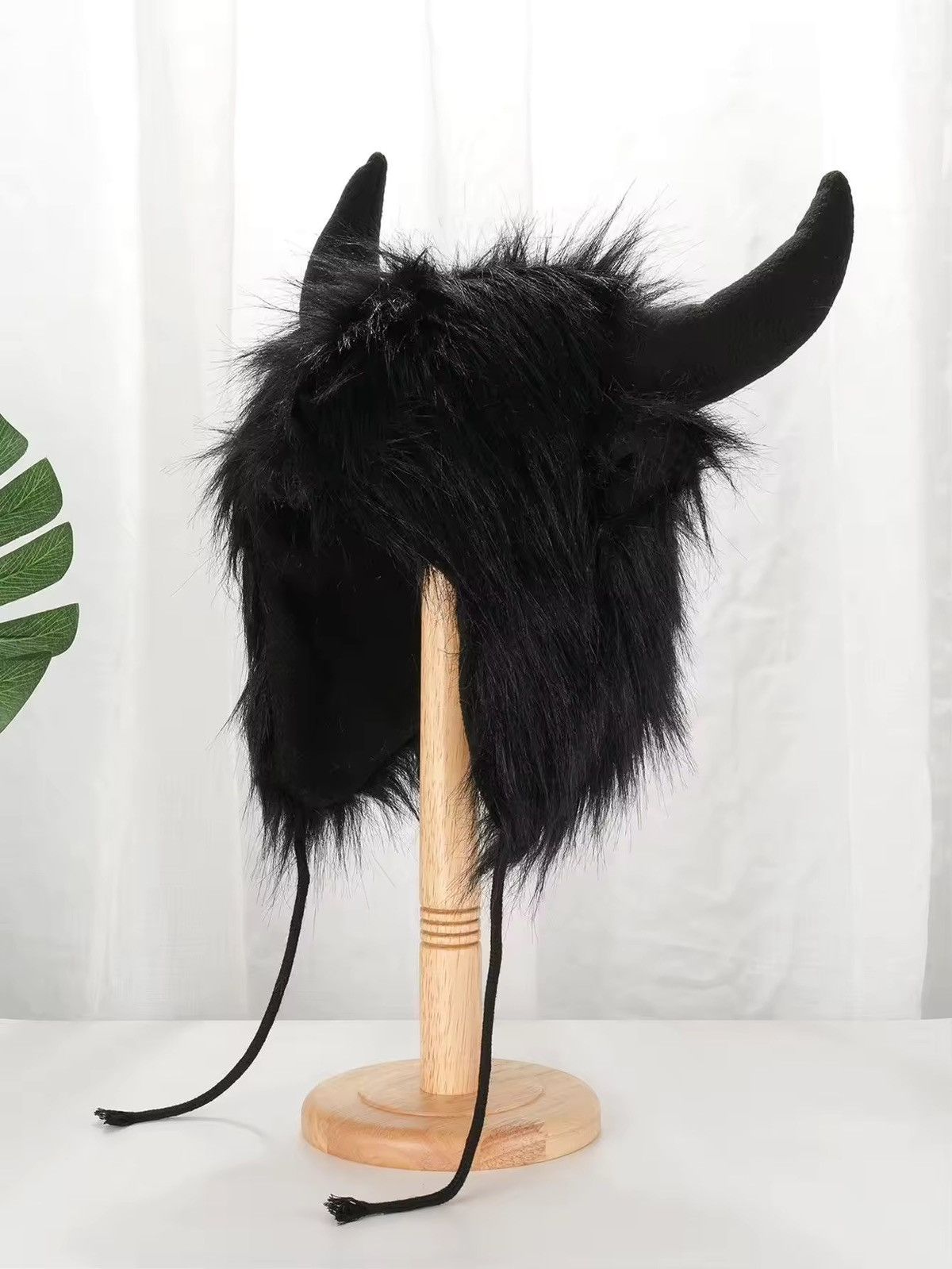 Japanese Brand Winter Warm Faux Fur Buffalo Cows Bull Horns Hat Ear Bomber Size ONE SIZE - 2 Thumbnail