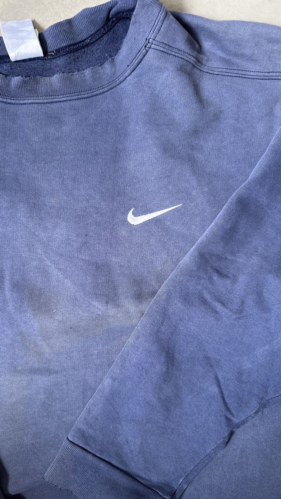 Nike VINTAGE NIKE MINI SWOSSH WELL FADED SWEATSHIRT Size US XL / EU 56 / 4 - 2 Thumbnail