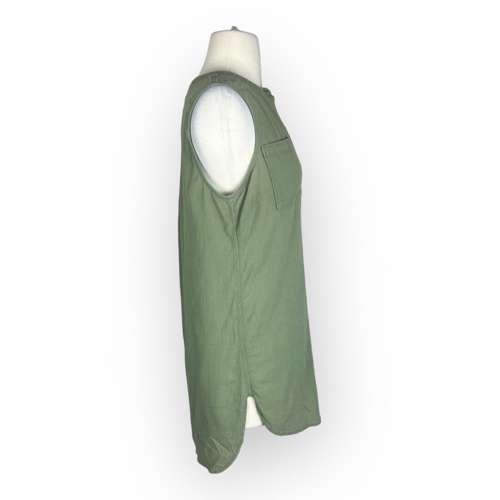 Merona Merona Army Green Sleeveless Cotton Shirt - Button Down Size S / US 4 / IT 40 - 2 Thumbnail