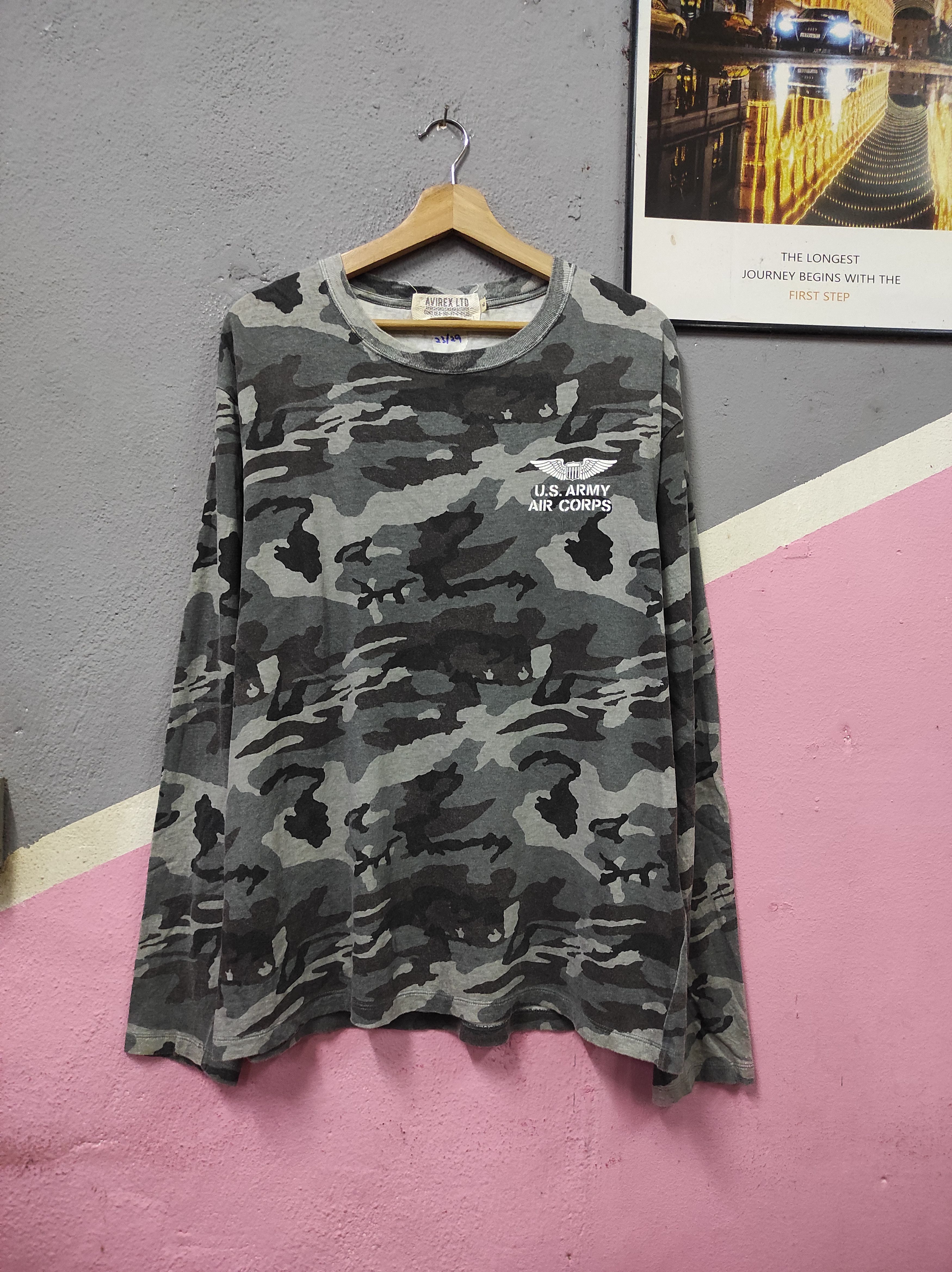 Avirex AVIREX SQUADRON US ARMY AIR CORPS CAMO T-SHIRT LONGSLEEVE Size US XL / EU 56 / 4 - 3 Thumbnail
