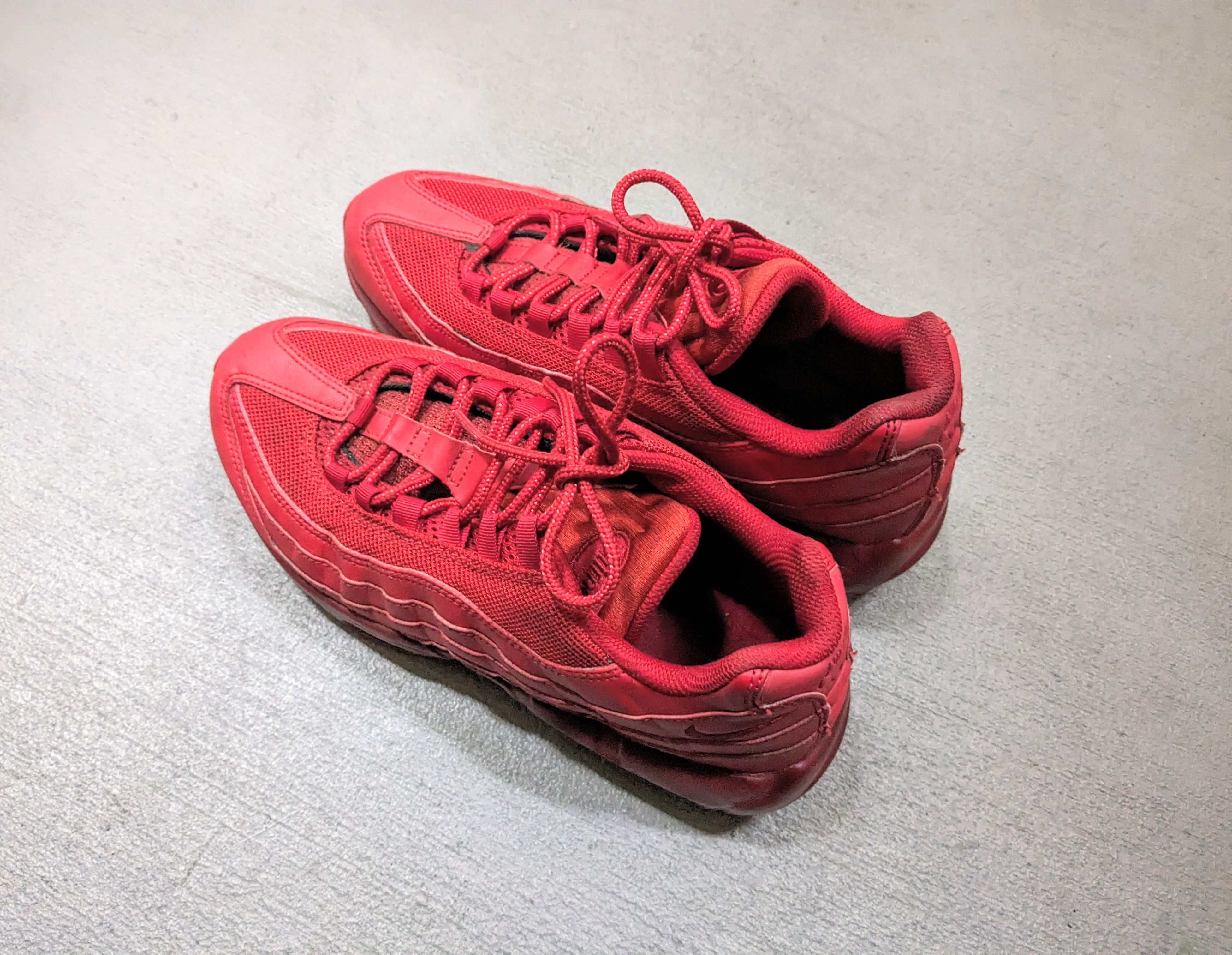 Nike Nike Air Max 95 Triple Red Size 8 CQ9969-600 2019 Size US 8 / EU 41 - 13 Thumbnail