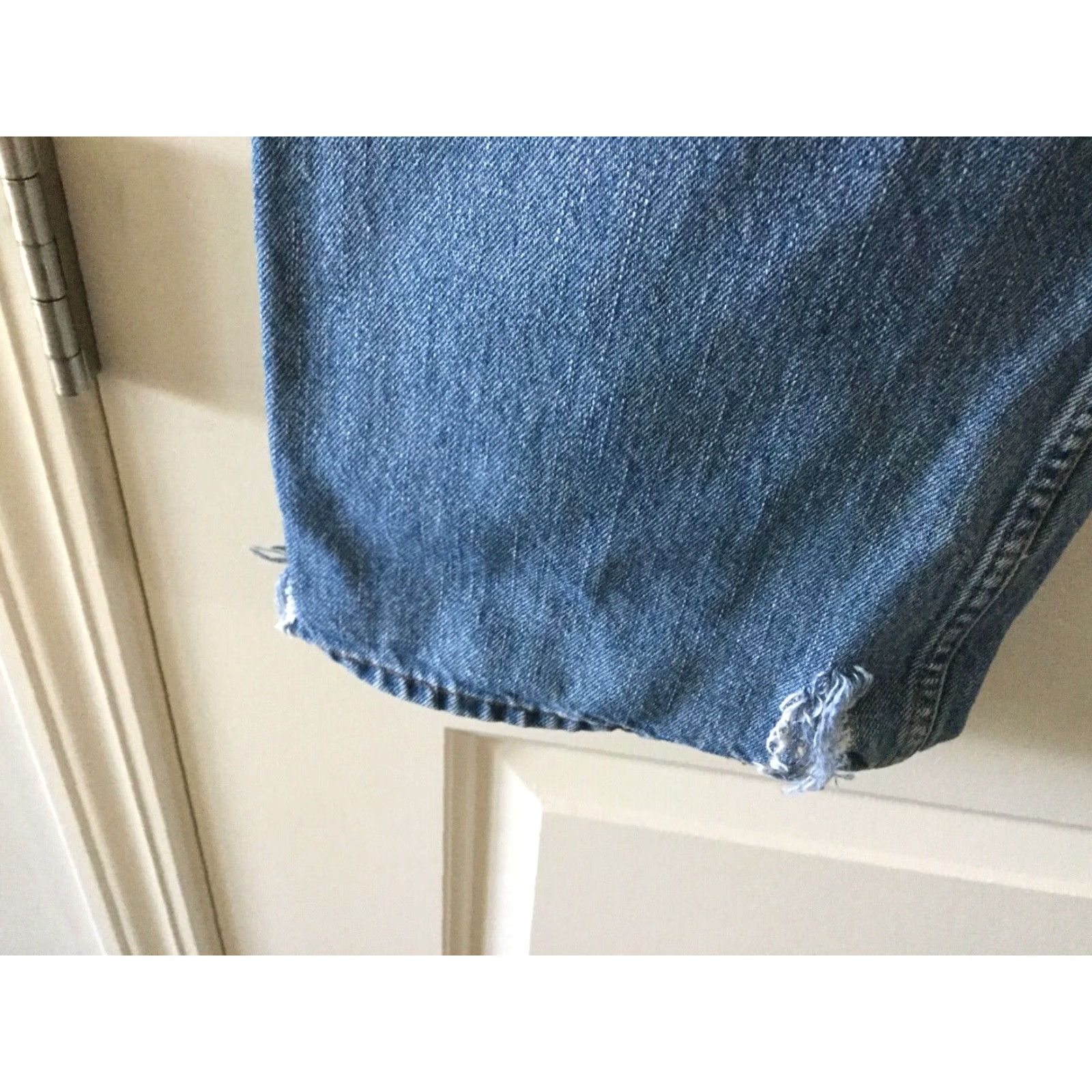 Levi's Levi's 550 Relaxed Fit Denim Jeans 42x32 Medium Wash Blue Mens Size US 42 / EU 58 - 4 Thumbnail