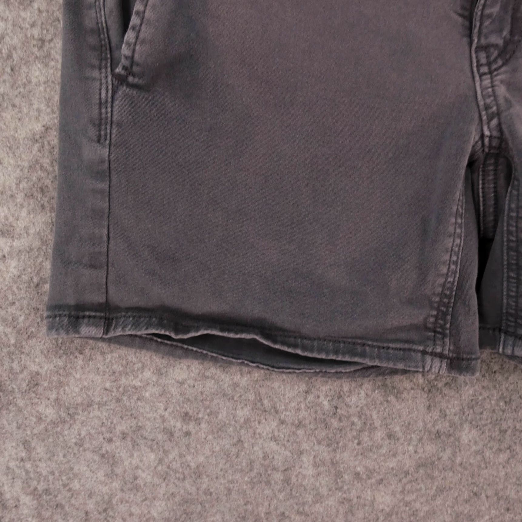 American Eagle Outfitters American Eagle Shorts Womens 0 Flat Front Chino Midi Super Stretch X Blue Size 25" / US 0 / IT 36 - 3 Thumbnail