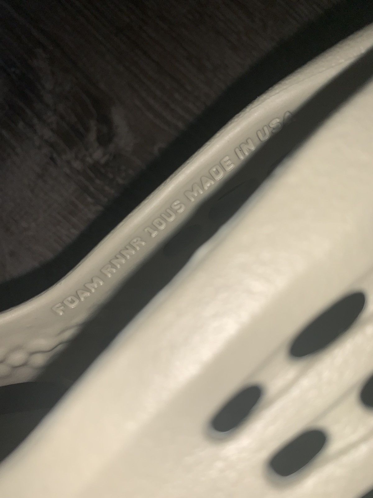 Adidas Yeezy Foamrunner Stone Salt Size 10M Size US 10 / EU 43 - 7 Thumbnail