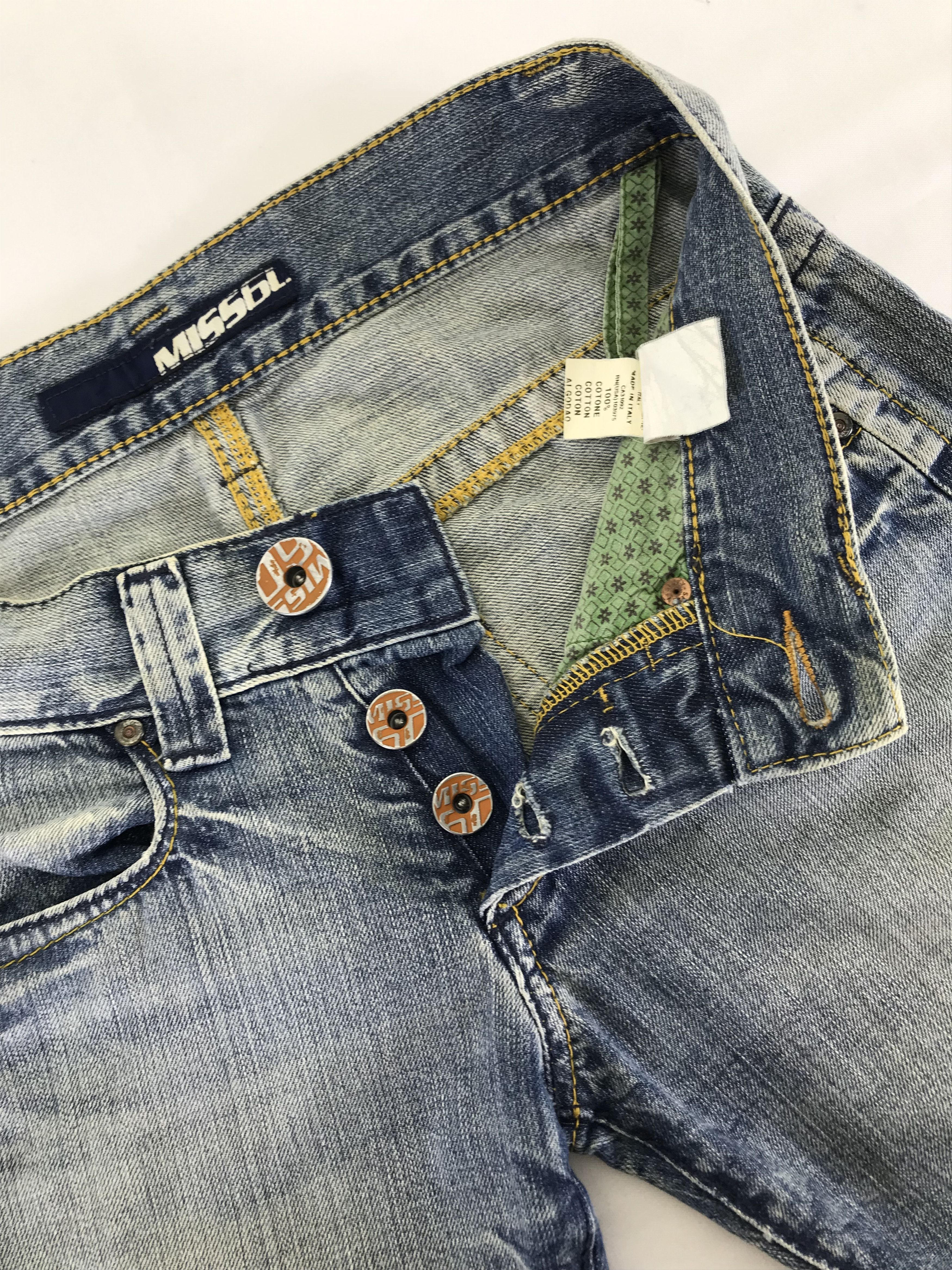 Miss Sixty Vintage Miss Sixty Patched Super Flare Jeans Size 28" / US 6 / IT 42 - 9 Thumbnail