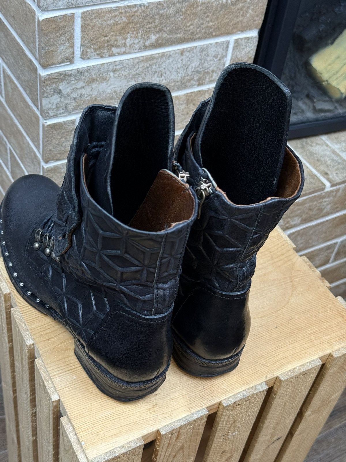 A.S.98 Womans A.S.98. Airstep Black Leather Biker Zip Stedded Boots Size US 9 / IT 39 - 9 Thumbnail