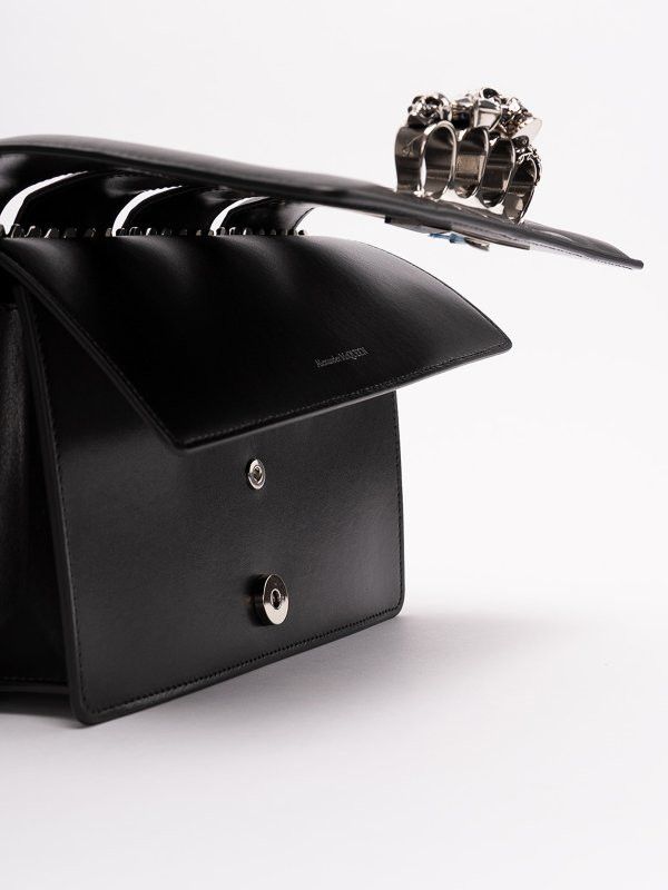 Alexander McQueen o1w1db10925 Size: OS/The Slash in Black Size ONE SIZE - 4 Thumbnail