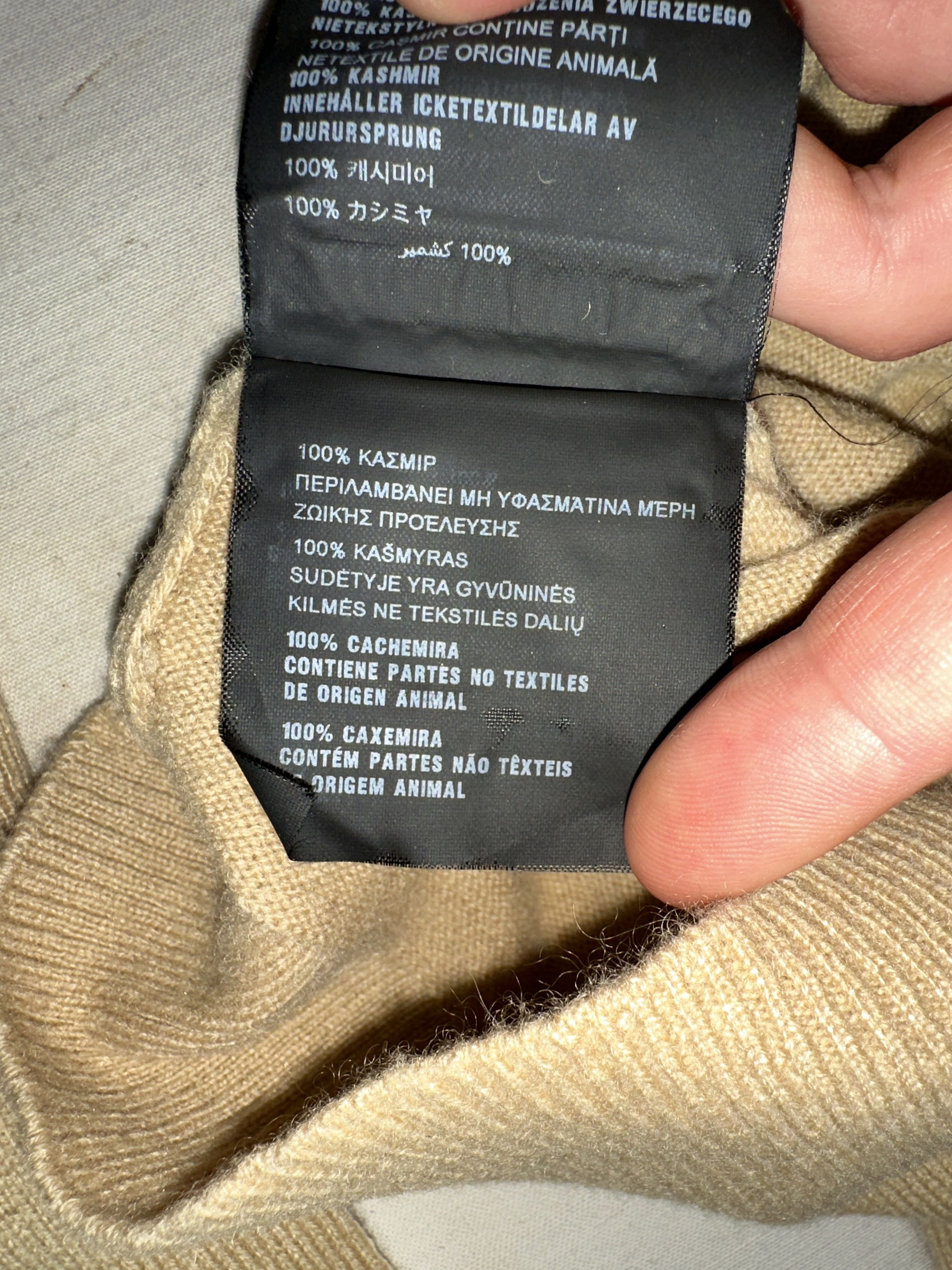 Prada Prada Cashmere Reverse Button Boat Neck Knit Sweater IT 40 Size S / US 4 / IT 40 - 13 Thumbnail