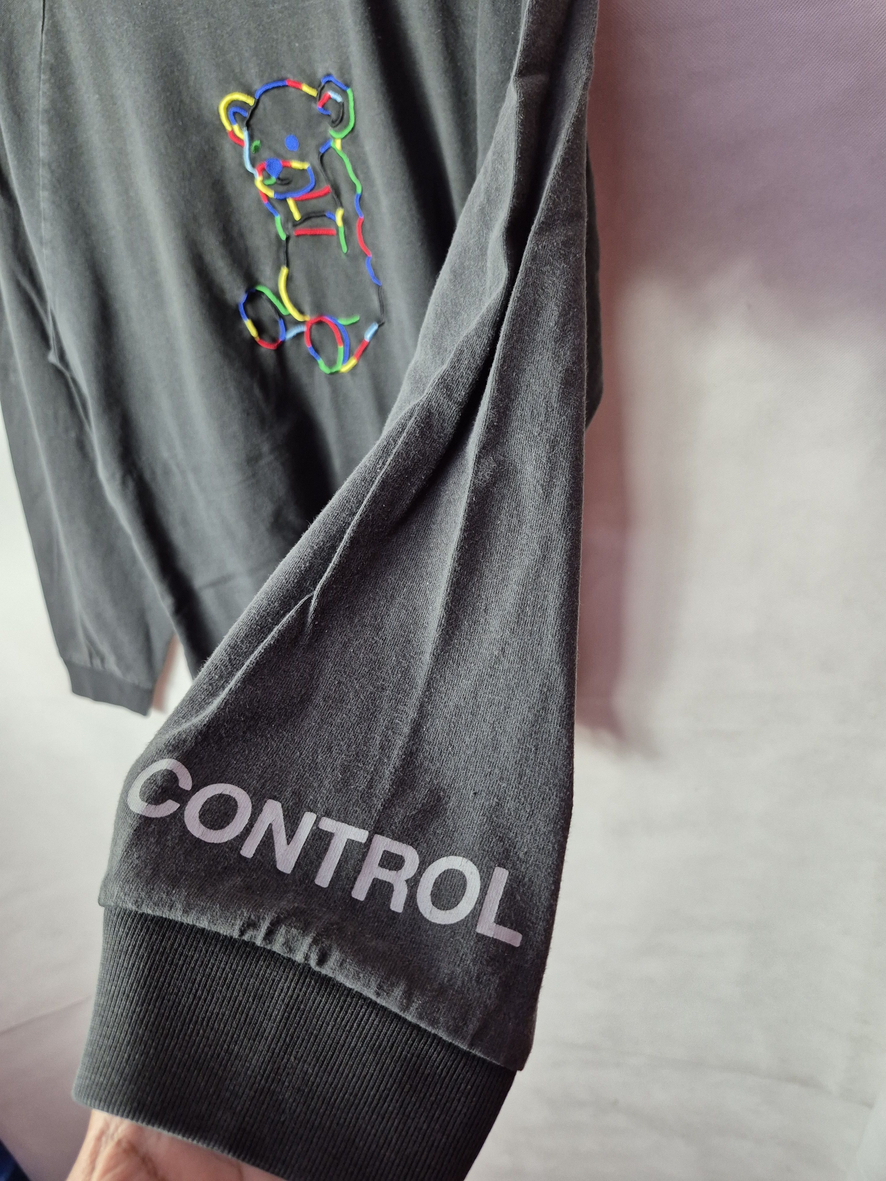Japanese Brand 🔥 Graniph Embroided Colorful Headless Bear Longsleeves Tee Size US L / EU 52-54 / 3 - 5 Thumbnail