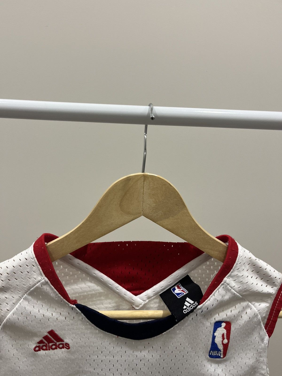 Adidas Vintage | Mike Bibby | Atlanta Hawks Adidas NBA Jersey Size US S / EU 44-46 / 1 - 6 Thumbnail