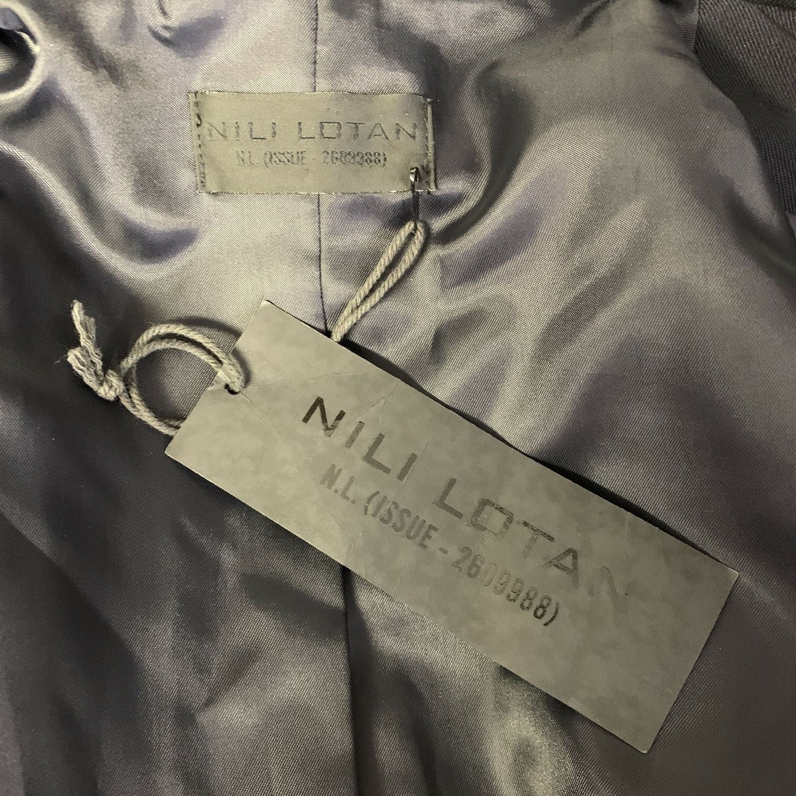 Nili Lotan NILI LOTAN Size L Navy Wool Notch Lapel Jacket Size L / US 10 / IT 46 - 5 Thumbnail