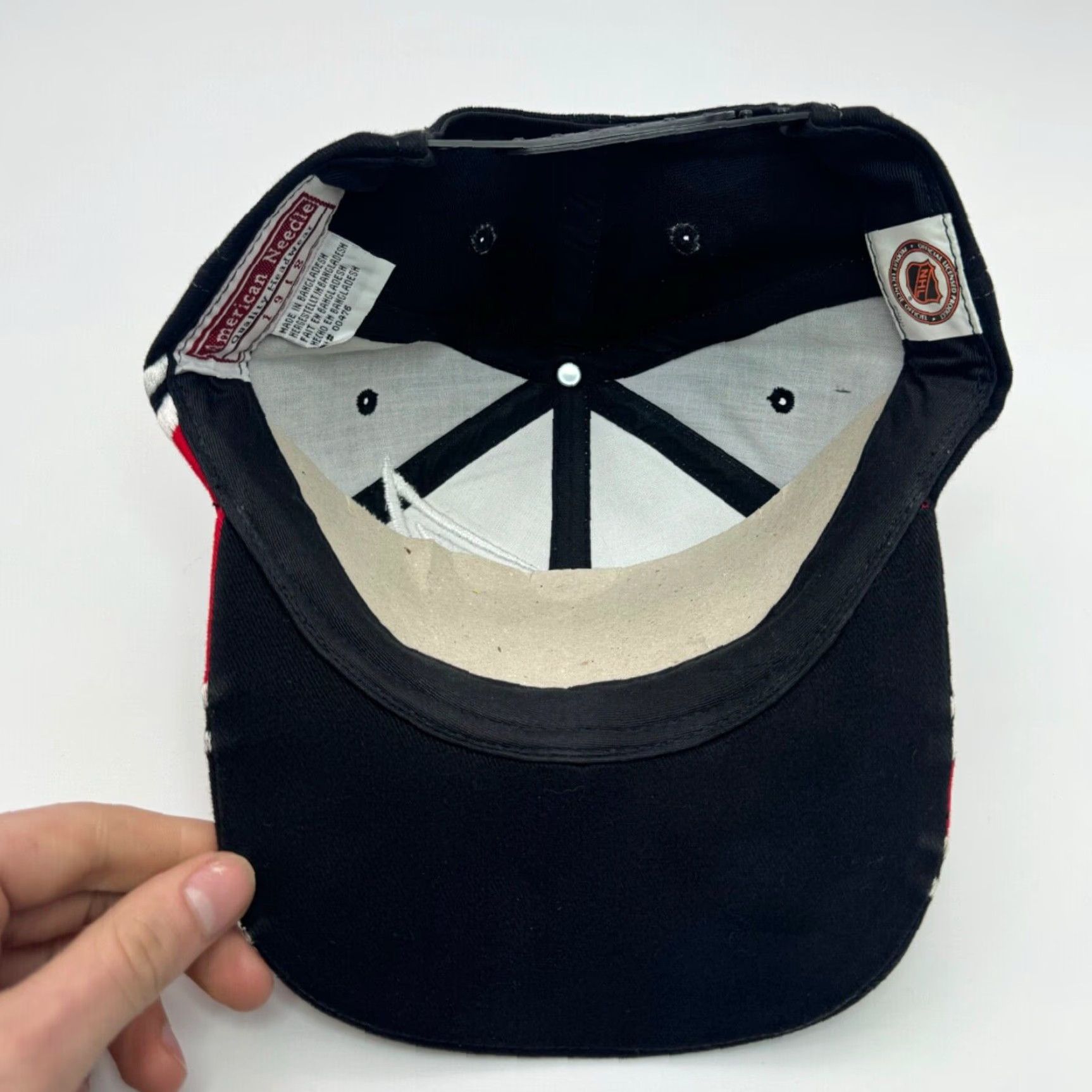 American Needle VINTAGE American Needle Chicago Blackhawks Snapback Hat Adjustable Black 90s NHL Retro Size ONE SIZE - 7 Thumbnail