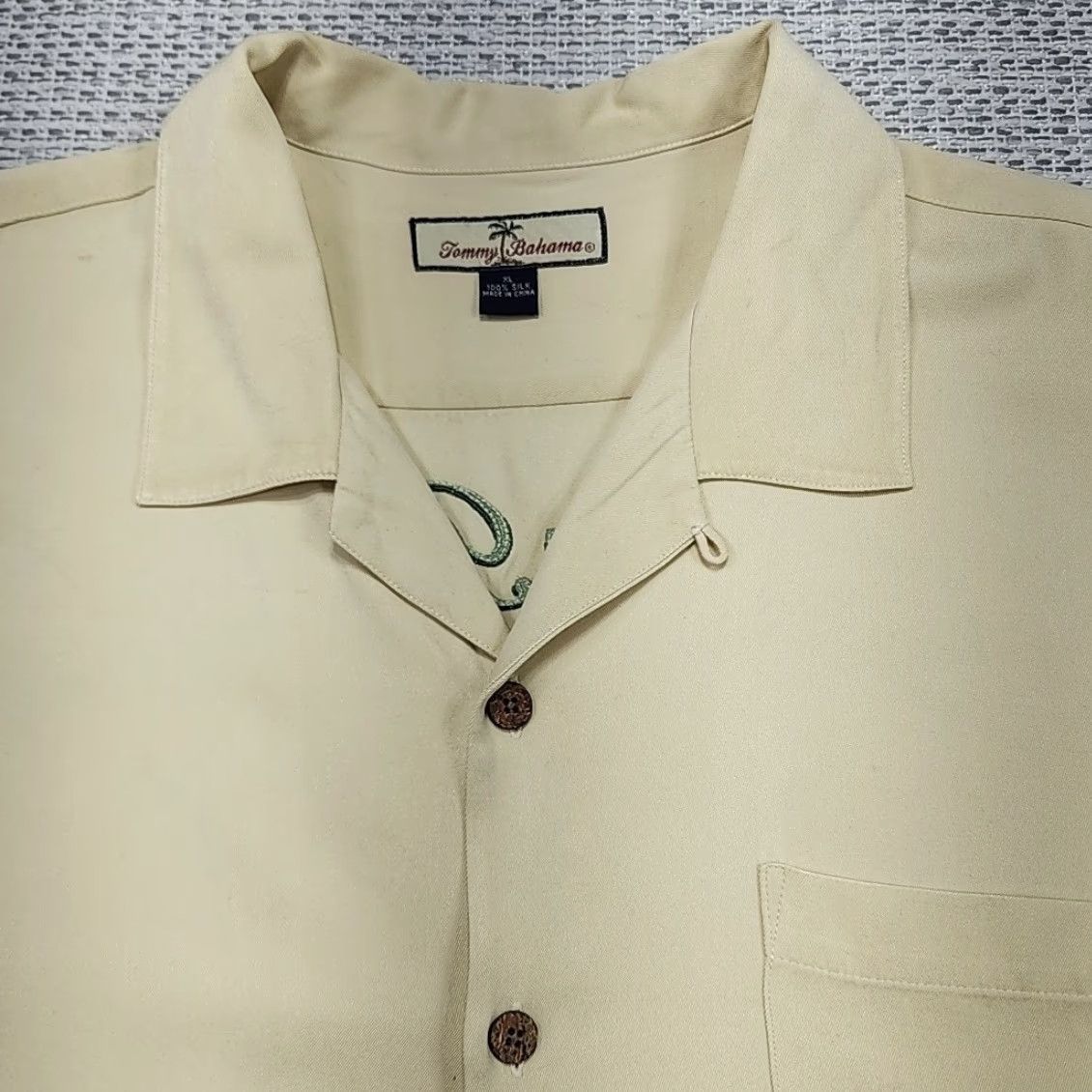 Tommy Bahama VINTAGE Tommy Bahama Shirt Mens XL Beige Date Palm Classic Golf Short Sleeve Aloha 90s Beach California Hawaiian Outdoor Retro Dad Mens Size US XL / EU 56 / 4 - 7 Thumbnail