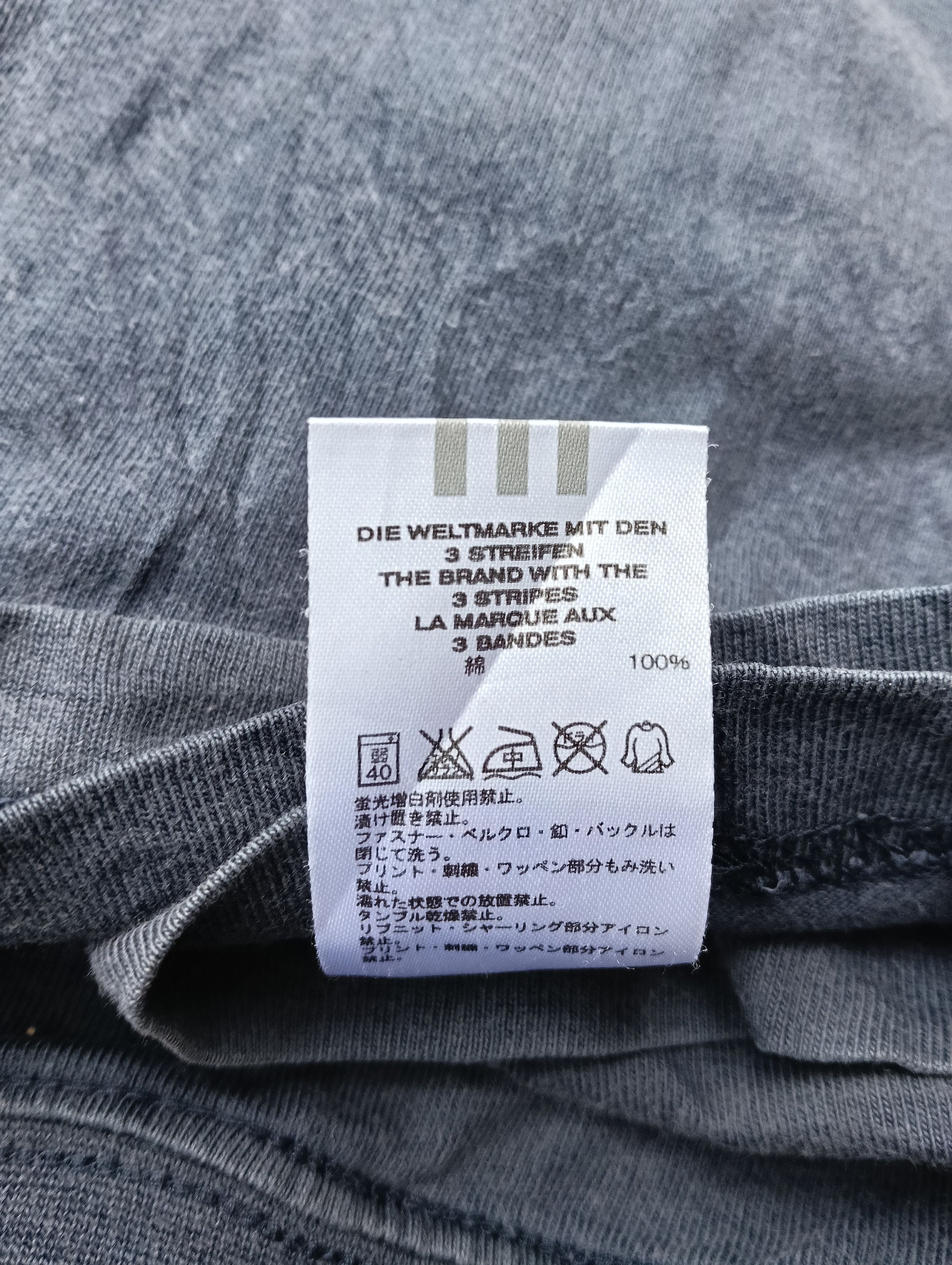 Adidas × Vintage Y2k Adidas centre logo Size US M / EU 48-50 / 2 - 8 Thumbnail