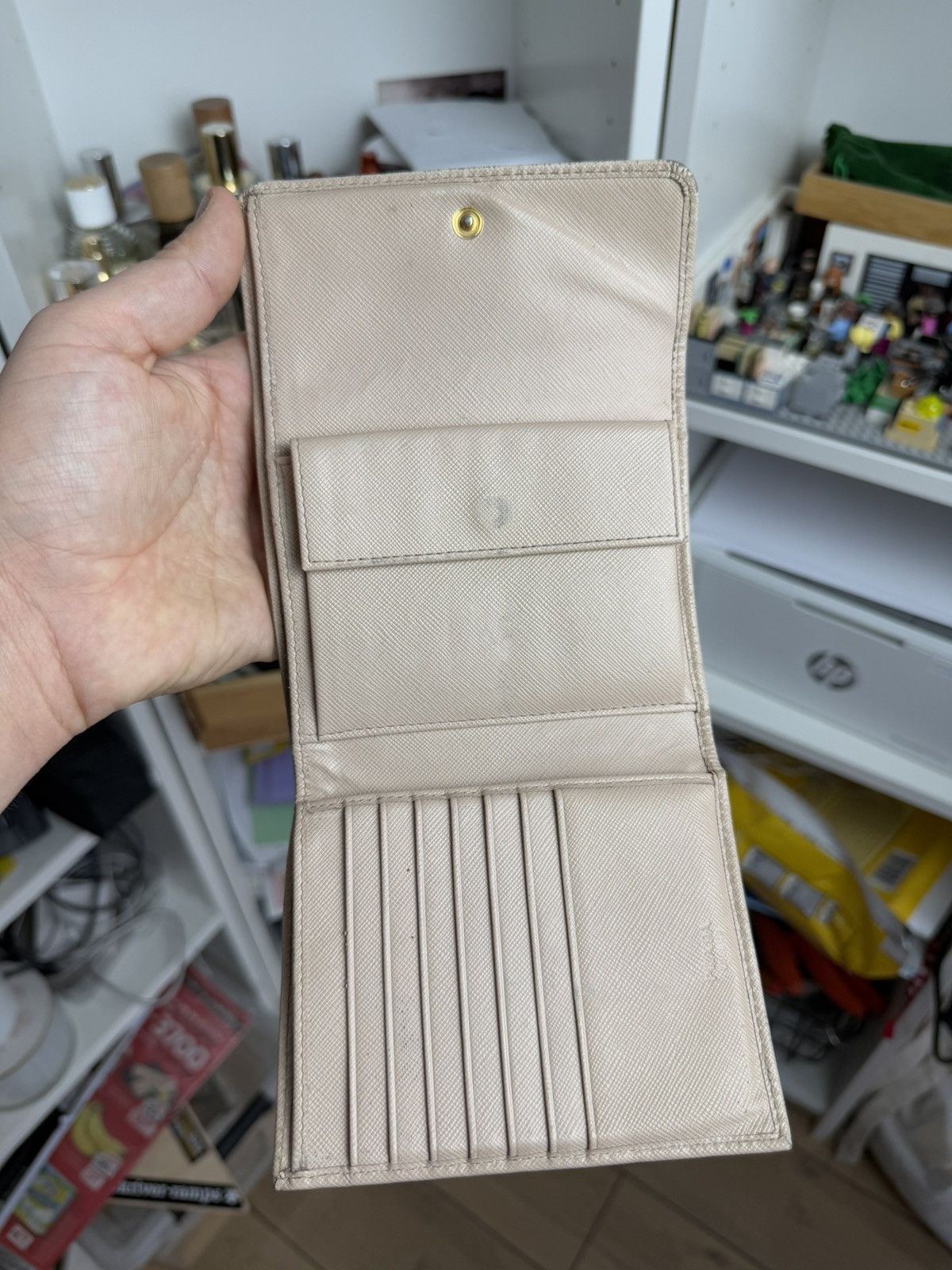 Designer × Prada Vintage Prada leather logo wallet designer luxury y2k classy Size ONE SIZE - 3 Thumbnail