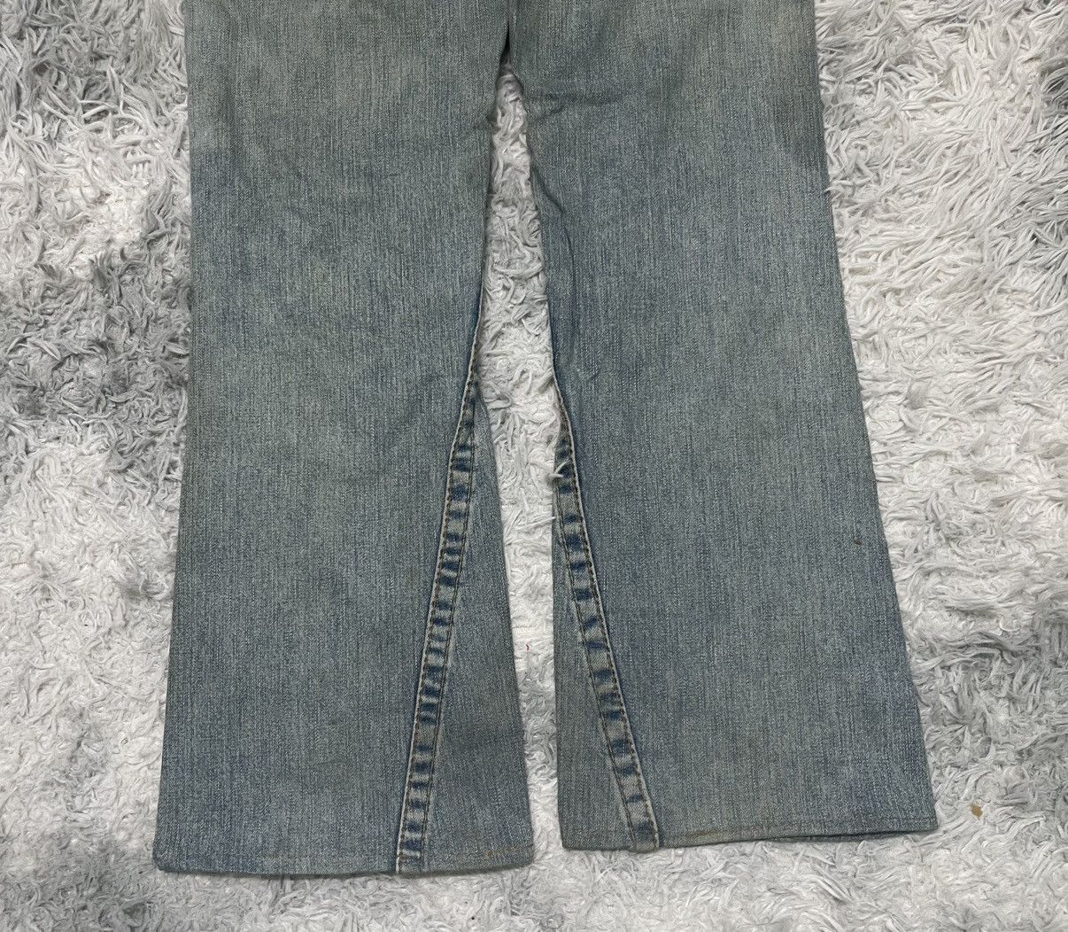 True Religion 90s TRUE RELIGION FLARE DENIM DISTRESSED Size US 30 / EU 46 - 13 Thumbnail
