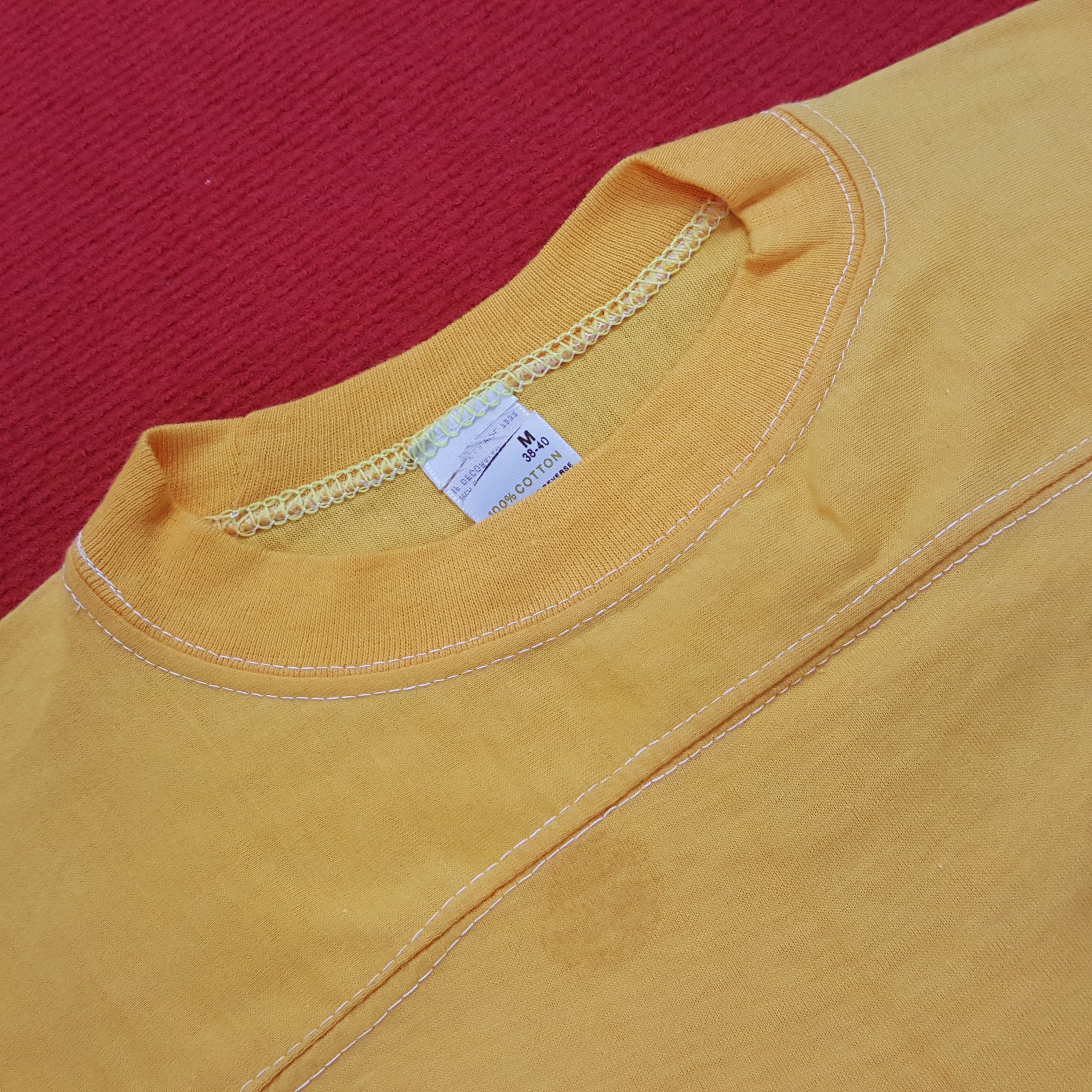 Vintage Vintage Plain Style Tshirt Size US S / EU 44-46 / 1 - 6 Thumbnail