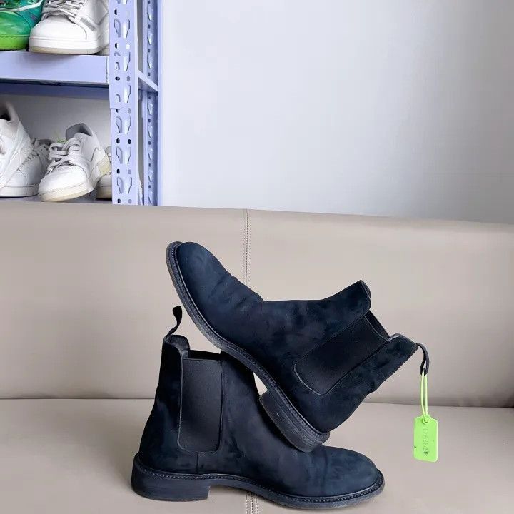 Louis Vuitton Louis Vuitton Black Suede Chelsea Boots for Men -2508 Size US 10.5 / EU 43-44 - 5 Thumbnail