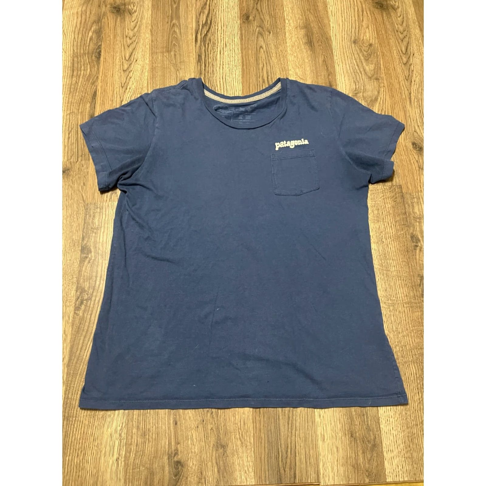 Patagonia Patagonia Shirt Mens Size Medium Blue Regular Fit Pocket Crew Neck Short Sleeve T-Shirt Graphic Print Size US M / EU 48-50 / 2 - 2 Thumbnail