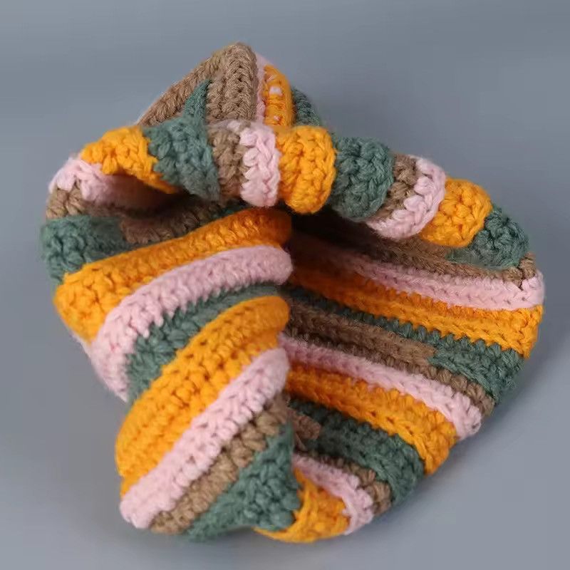 Handmade Woolen Knitted Beanie Size ONE SIZE - 2 Thumbnail