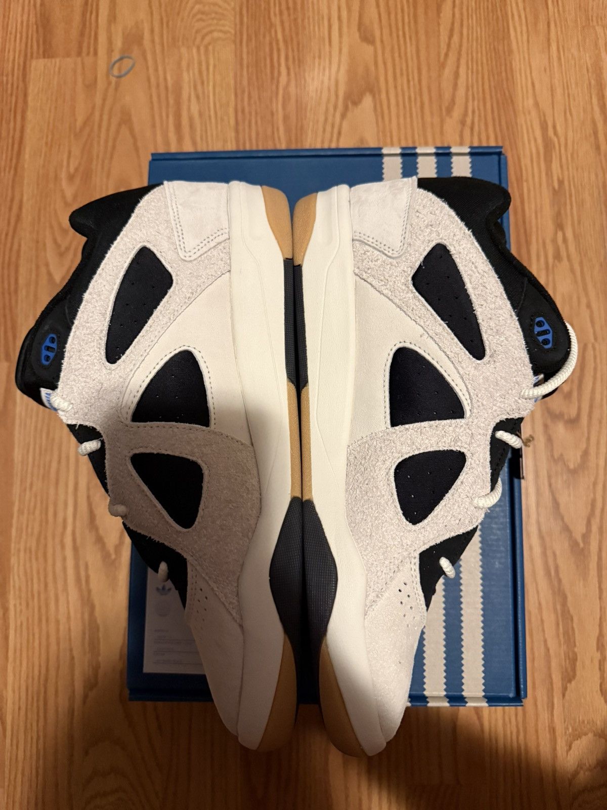 Adidas BADBO 1.0 Size US 10.5 / EU 43-44 - 9 Thumbnail
