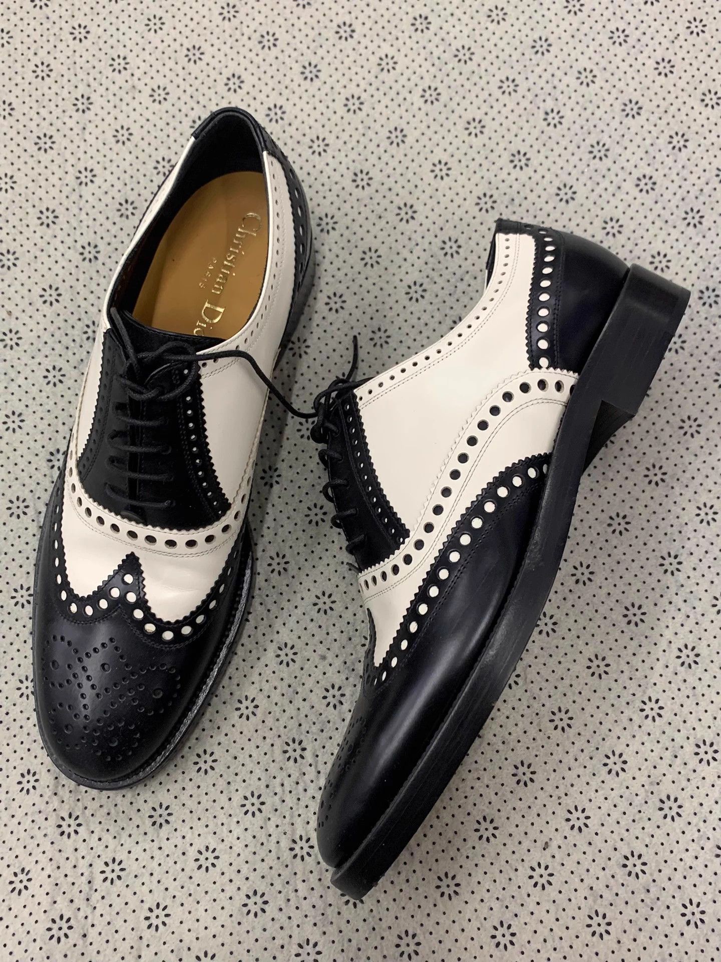 Dior Dior Black & White Perforated Leather Shoes 37.5 Size US 6.5 / IT 36.5 - 2 Thumbnail