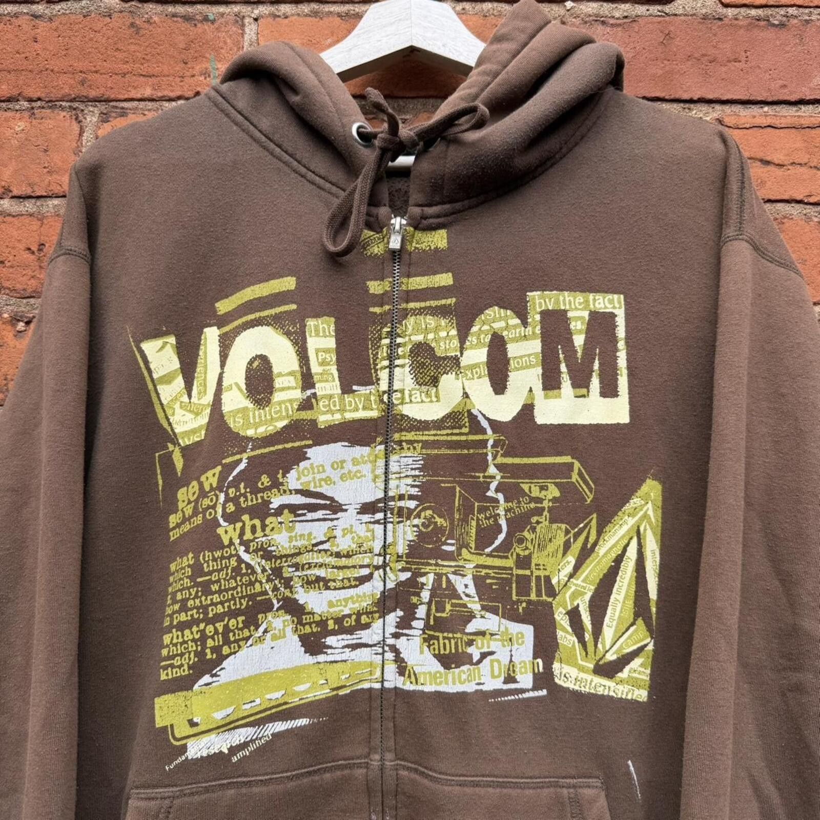 Volcom Vintage volcom sew what zip up hoodie 00s L Size US L / EU 52-54 / 3 - 2 Thumbnail