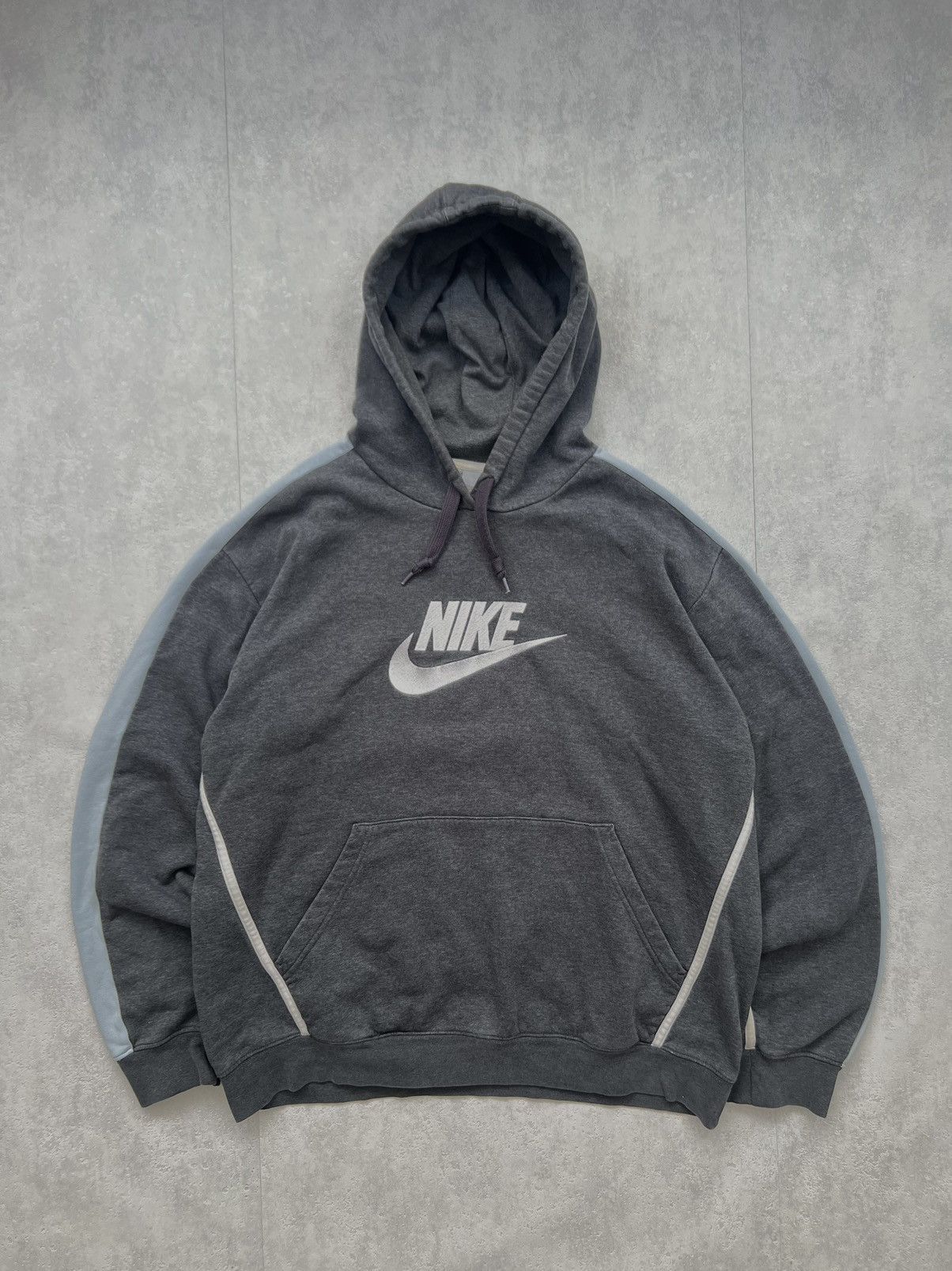 Nike 00’s NIKE BIG CENTR SWOOSH LOGO Y2K RARE HOODIE RETRO Size US L / EU 52-54 / 3 - 1 Thumbnail