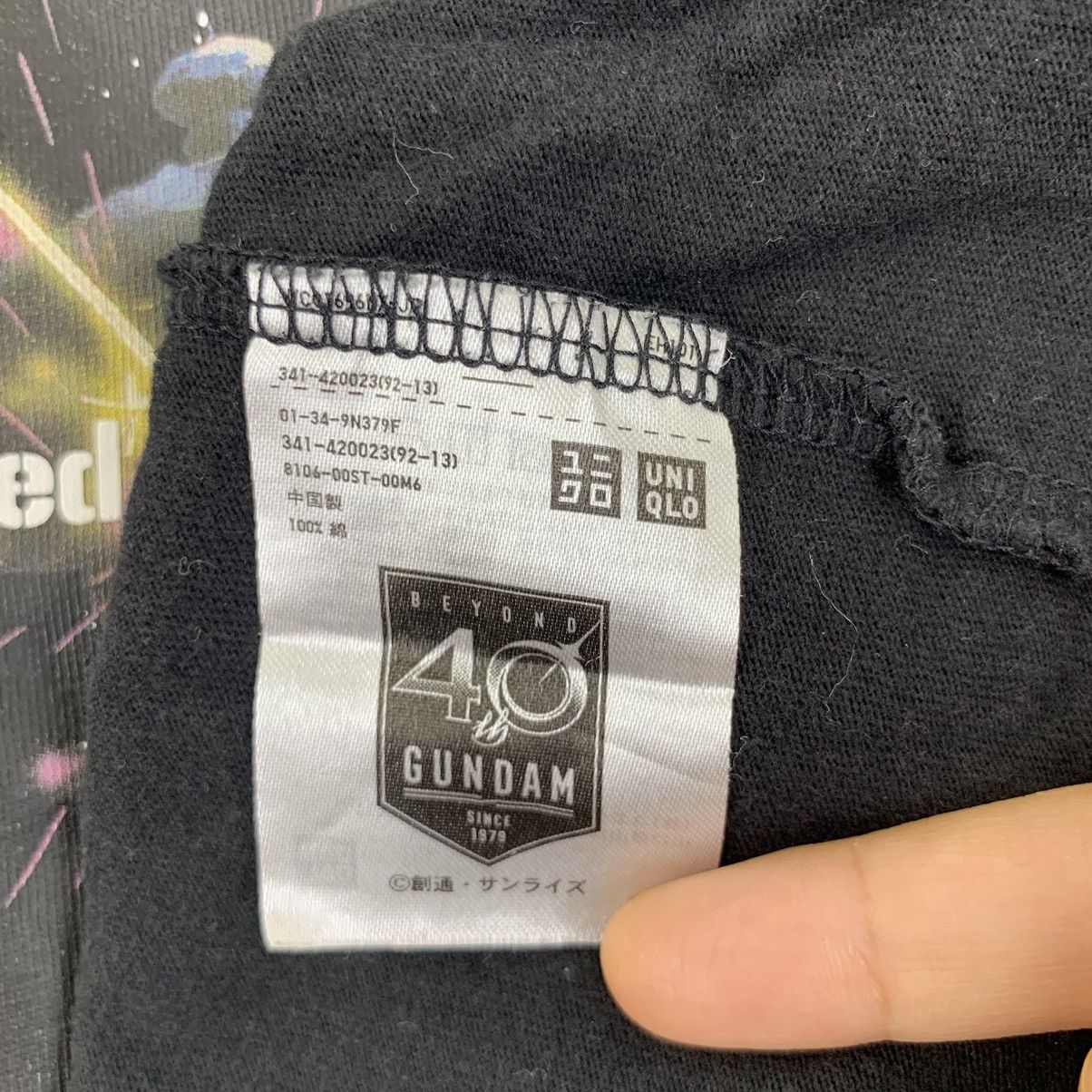 Uniqlo UNIQLO x MOBILE SUIT GUNDAM A Baoa Qu Tee Shirt Top Anime Size US L / EU 52-54 / 3 - 7 Thumbnail