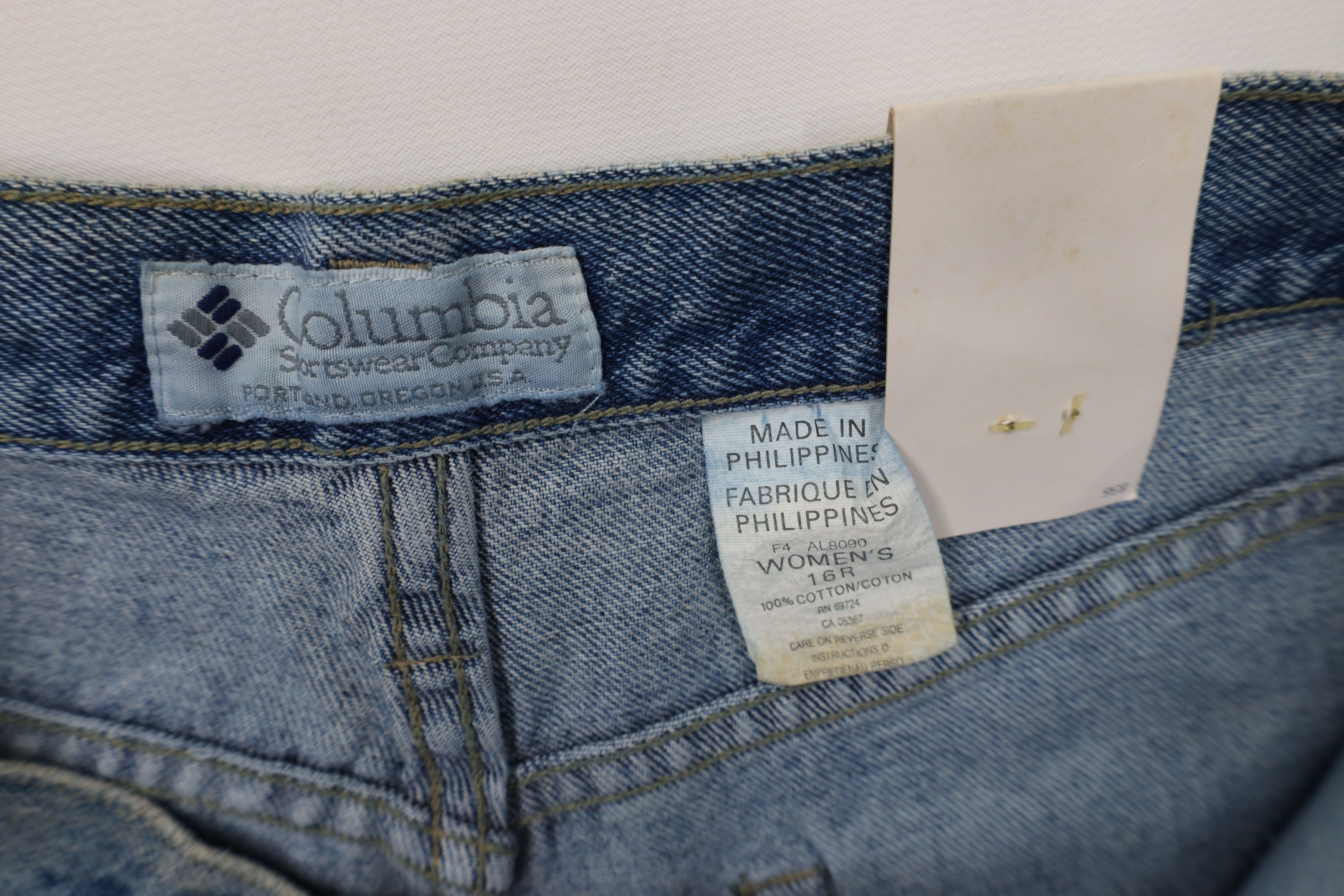 Columbia Deadstock Vintage 90s Columbia Fit Denim Jeans Blue Cotton Size 38" / US 16 / IT 52 - 7 Thumbnail