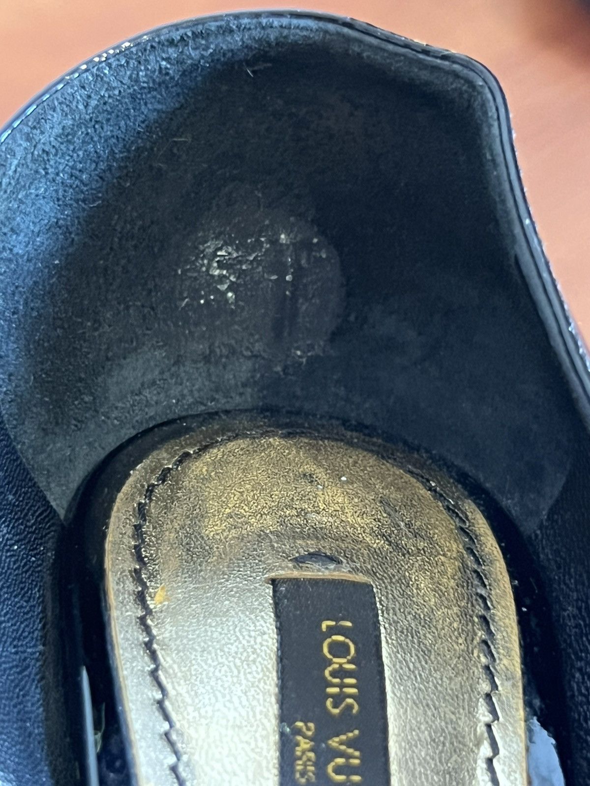 Louis Vuitton Louis Vuitton Heels Patent Leather To The Gold Deco Side 38 Size US 8 / IT 38 - 8 Thumbnail