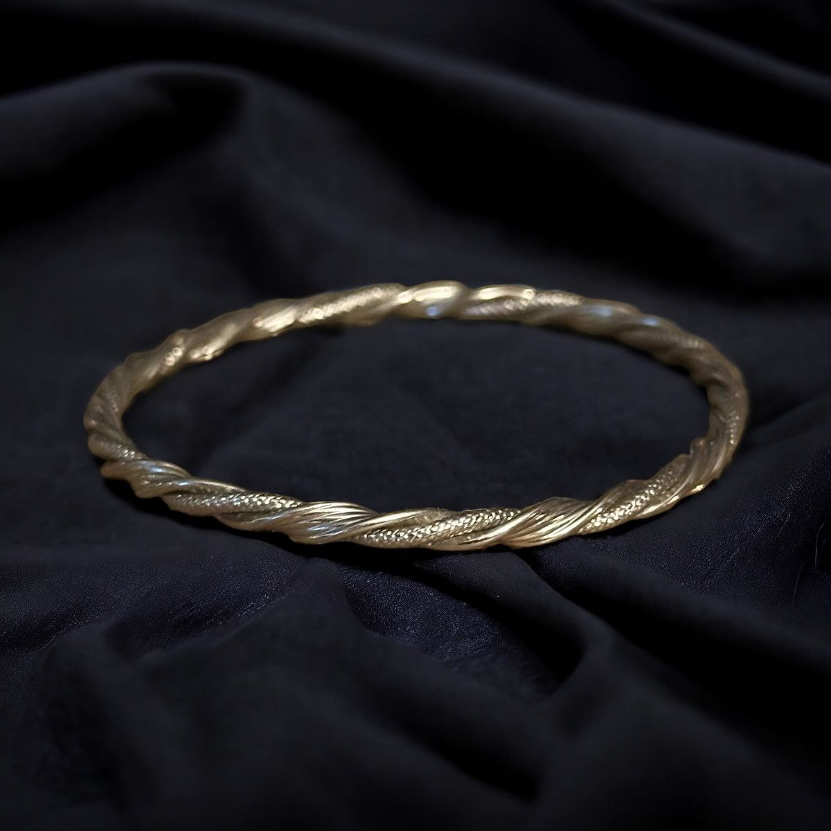 Vintage Vintage silver tone twisted bangle bracelet Size ONE SIZE - 1 Thumbnail