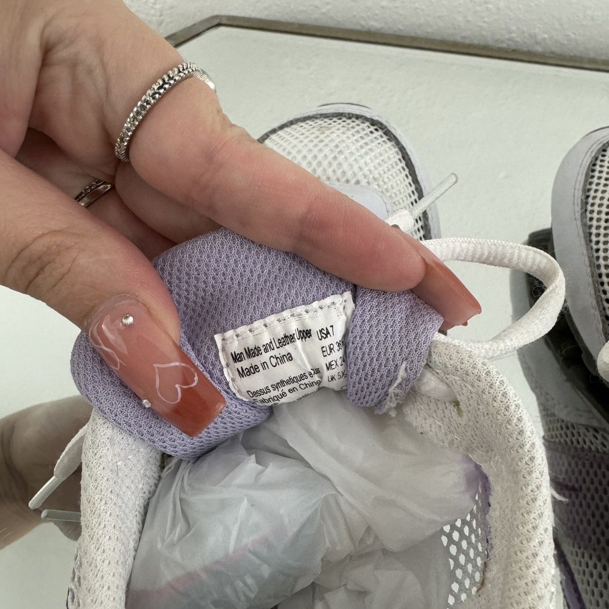 Champion CHAMPION Vintage Y2K White Purple Leather Track Sneakers Size US 7 / IT 37 - 12 Thumbnail