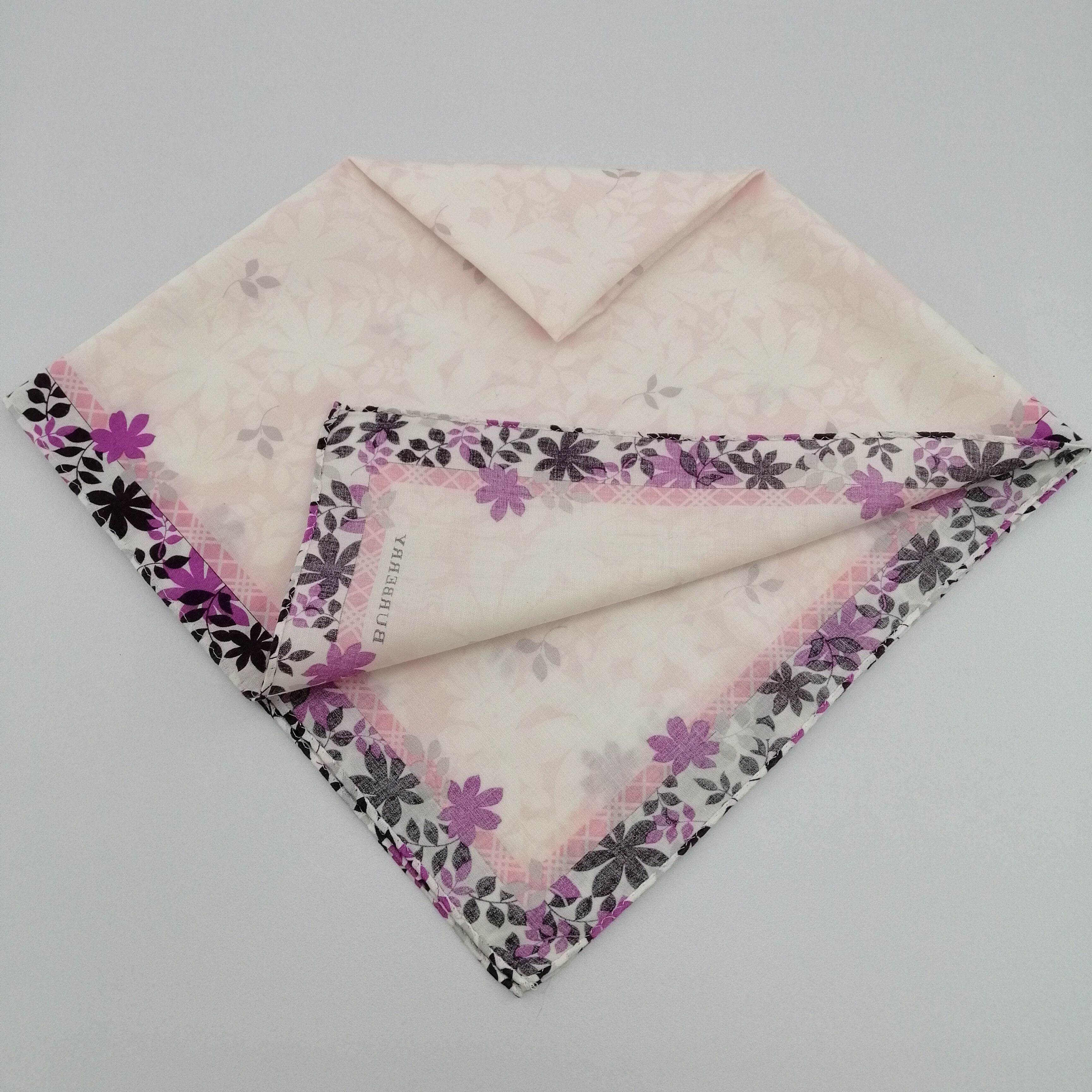 Burberry Burberry Handkerchief/Neckerchief/Bandana-KD3056 Size ONE SIZE - 3 Thumbnail