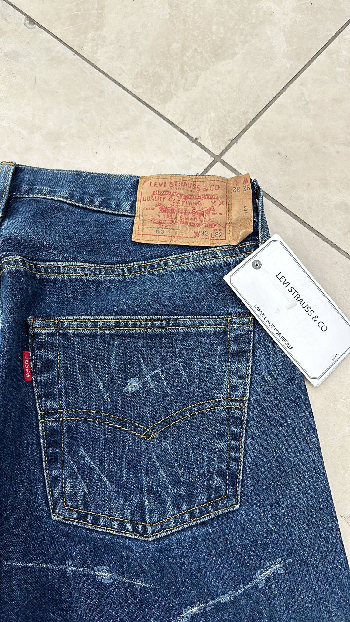 Levi's Vintage Clothing LVC SAMPLE Levi's Vintage Clothing 1984 501XX Selvedge Jean Size US 32 / EU 48 - 7 Thumbnail