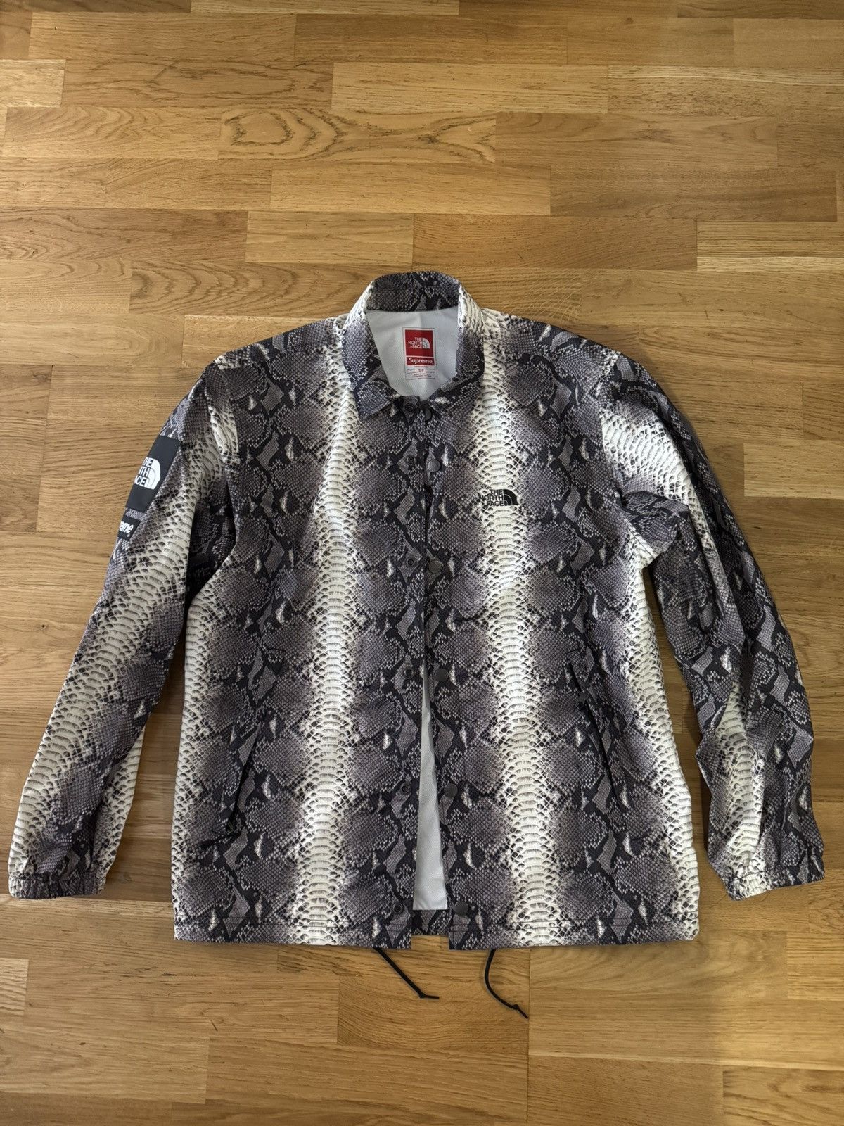Supreme The North Face Snakeskin Taped Seam Coaches Jacket